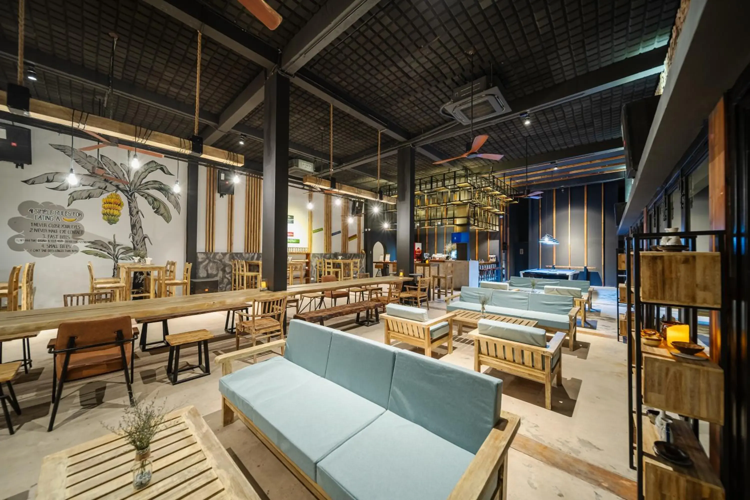 Restaurant/Places to Eat in 9Station Hostel & Bar Phu Quoc                                                              