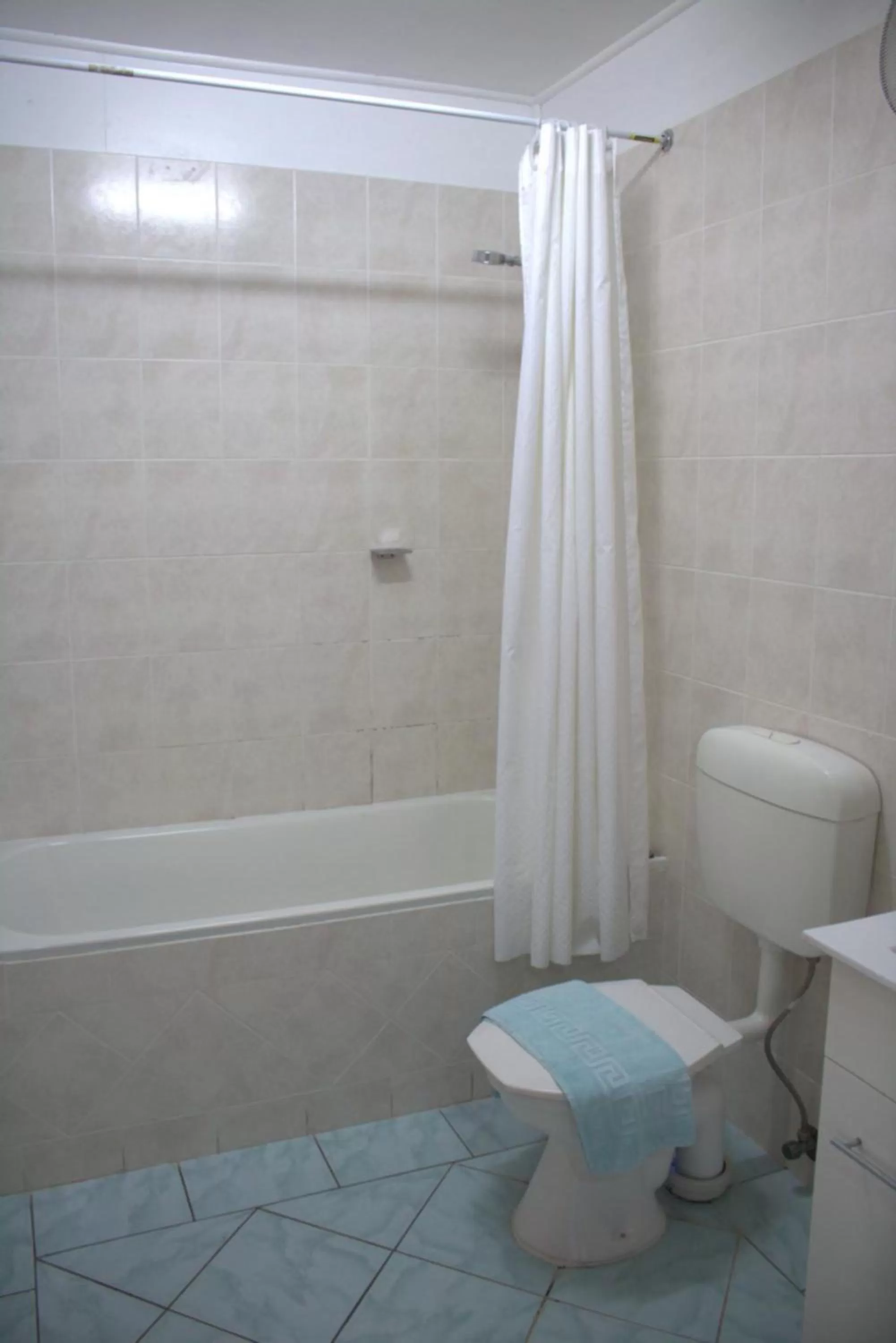 Toilet in Rapopo Plantation Resort