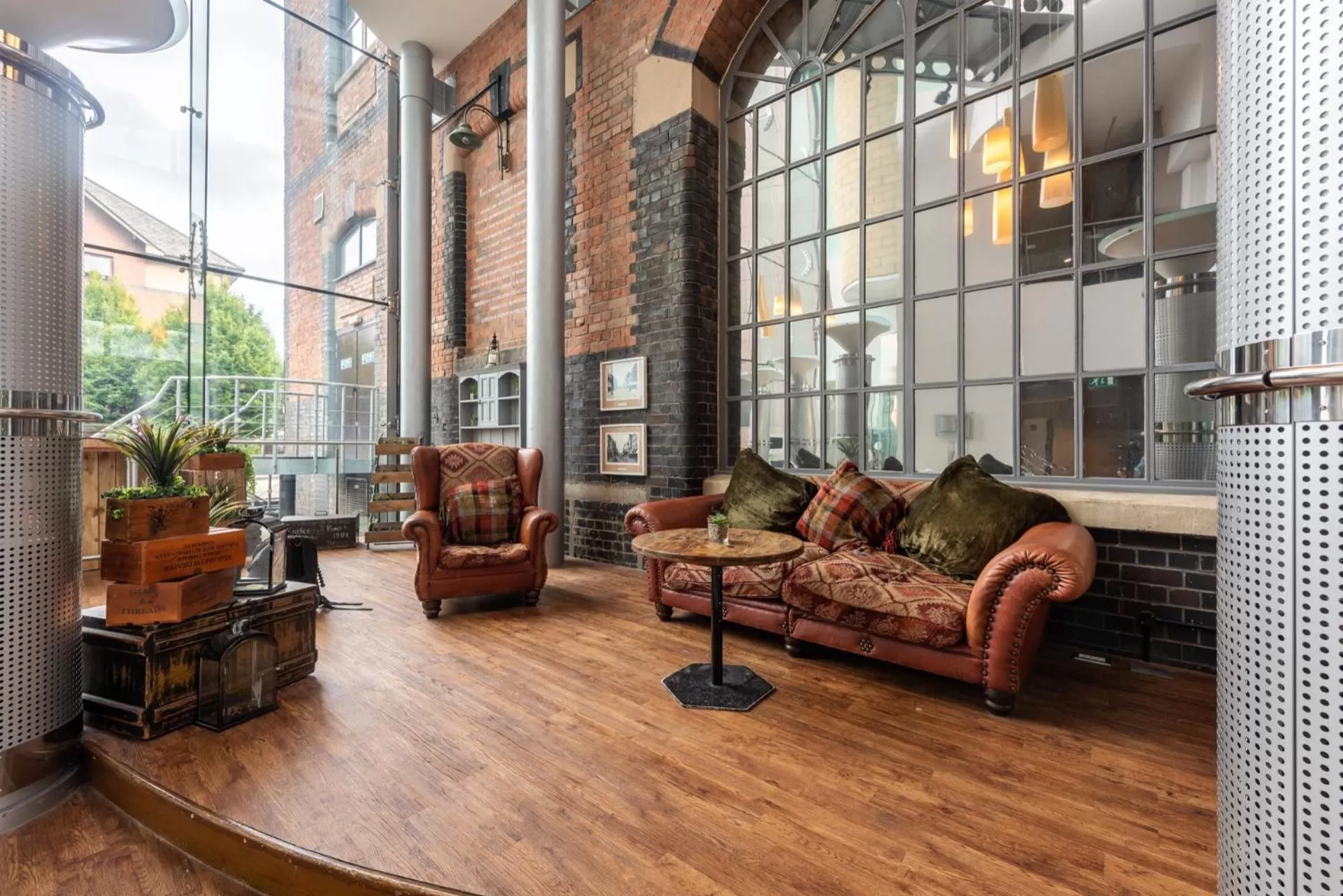 Lobby or reception in Novotel Cardiff Centre