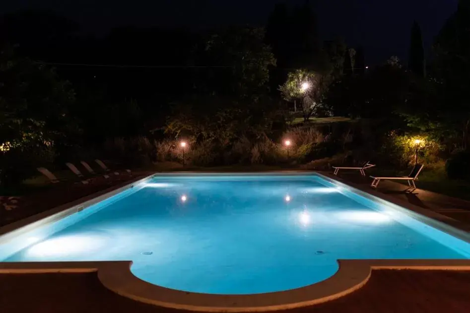 Night, Swimming Pool in Monastero Le Grazie