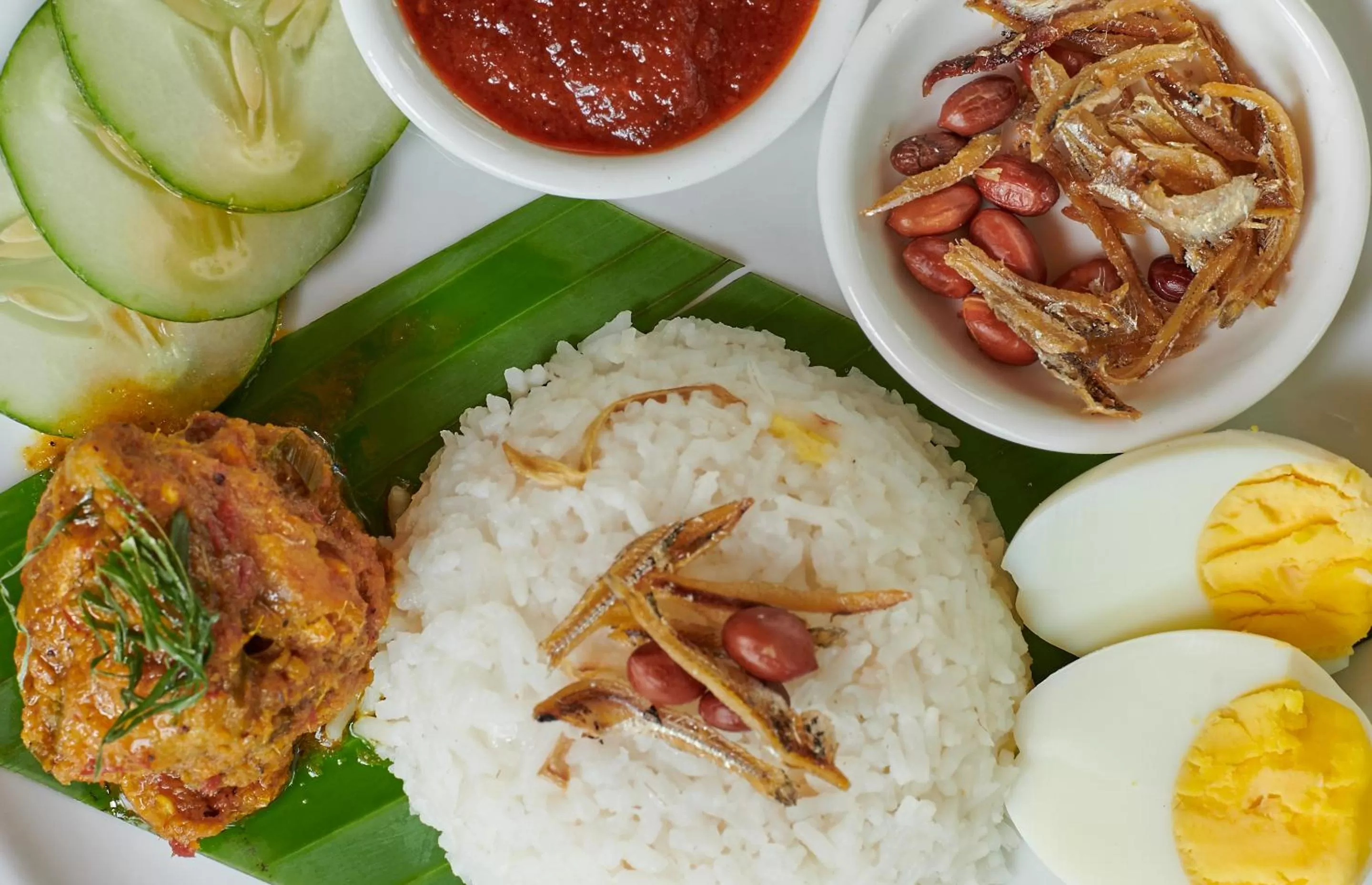 Restaurant/places to eat in Temple Tree Resort