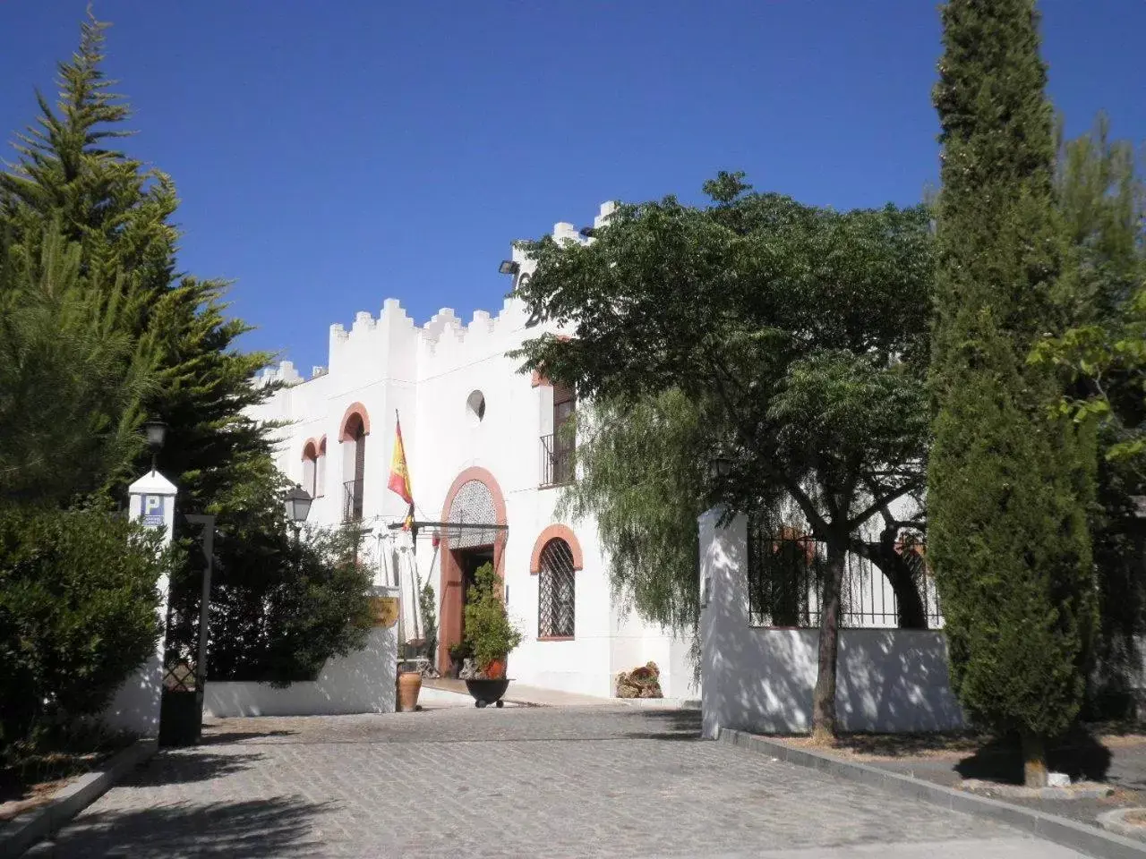 Facade/entrance, Property Building in Hotel Sierra de Araceli Lucena