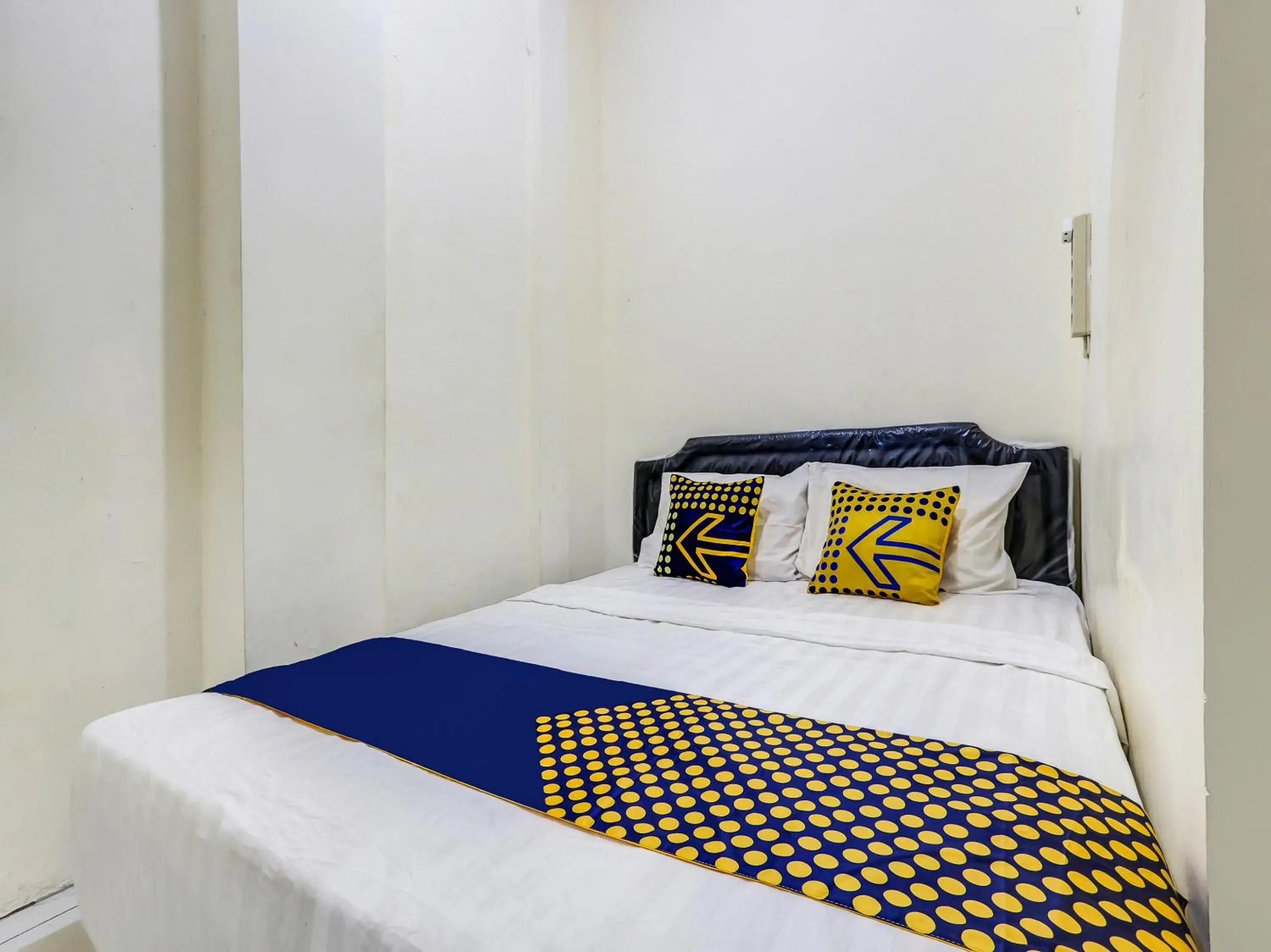 Bedroom, Bed in SPOT ON 90780 Gang Tengah Homestay Syariah