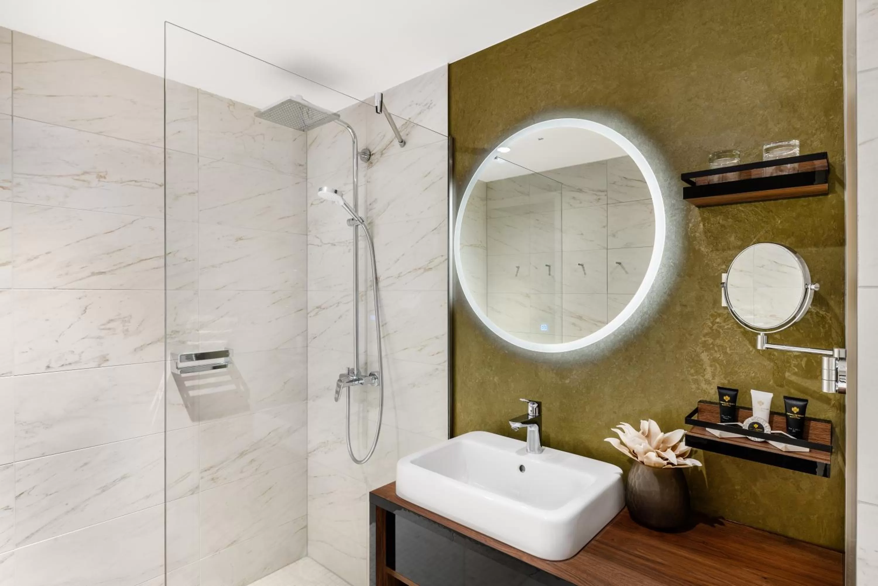 Bathroom in Grand Hotel Esztergom