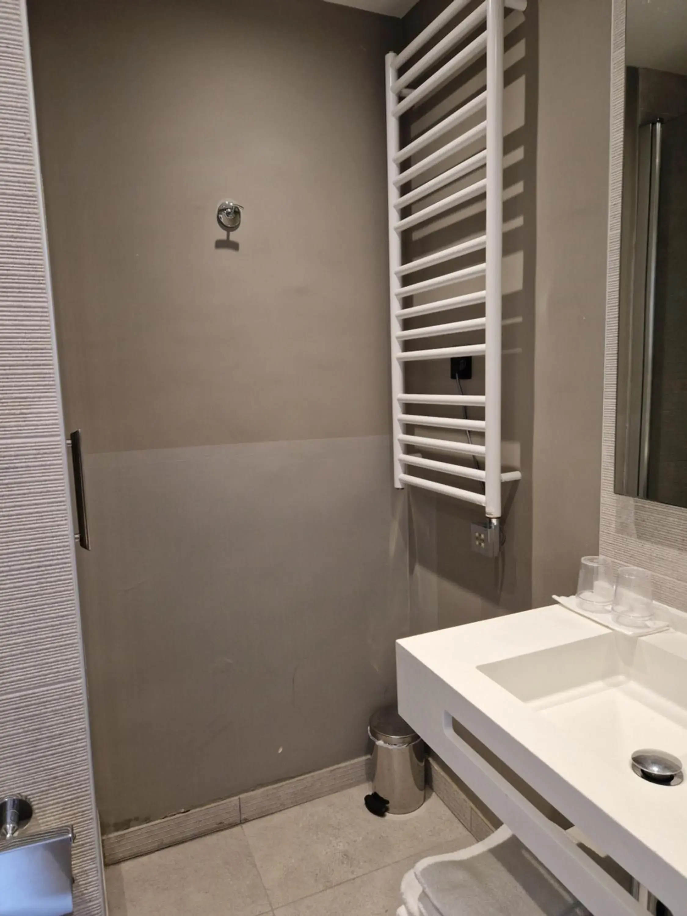 Toilet, Bathroom in Hôtel La Villa Tosca
