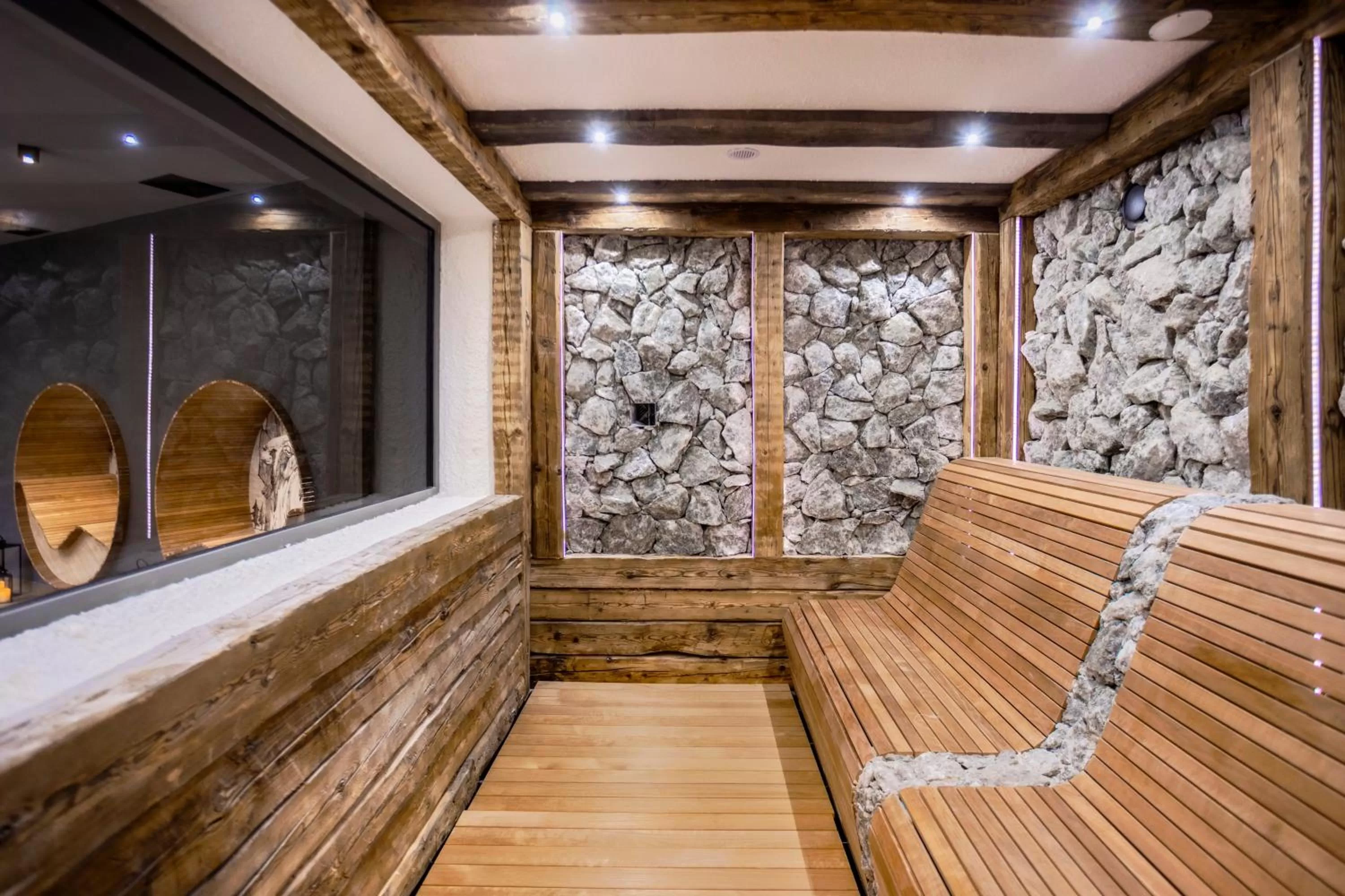Sauna in Kashmir Wellness & SPA Hotel Adults Only