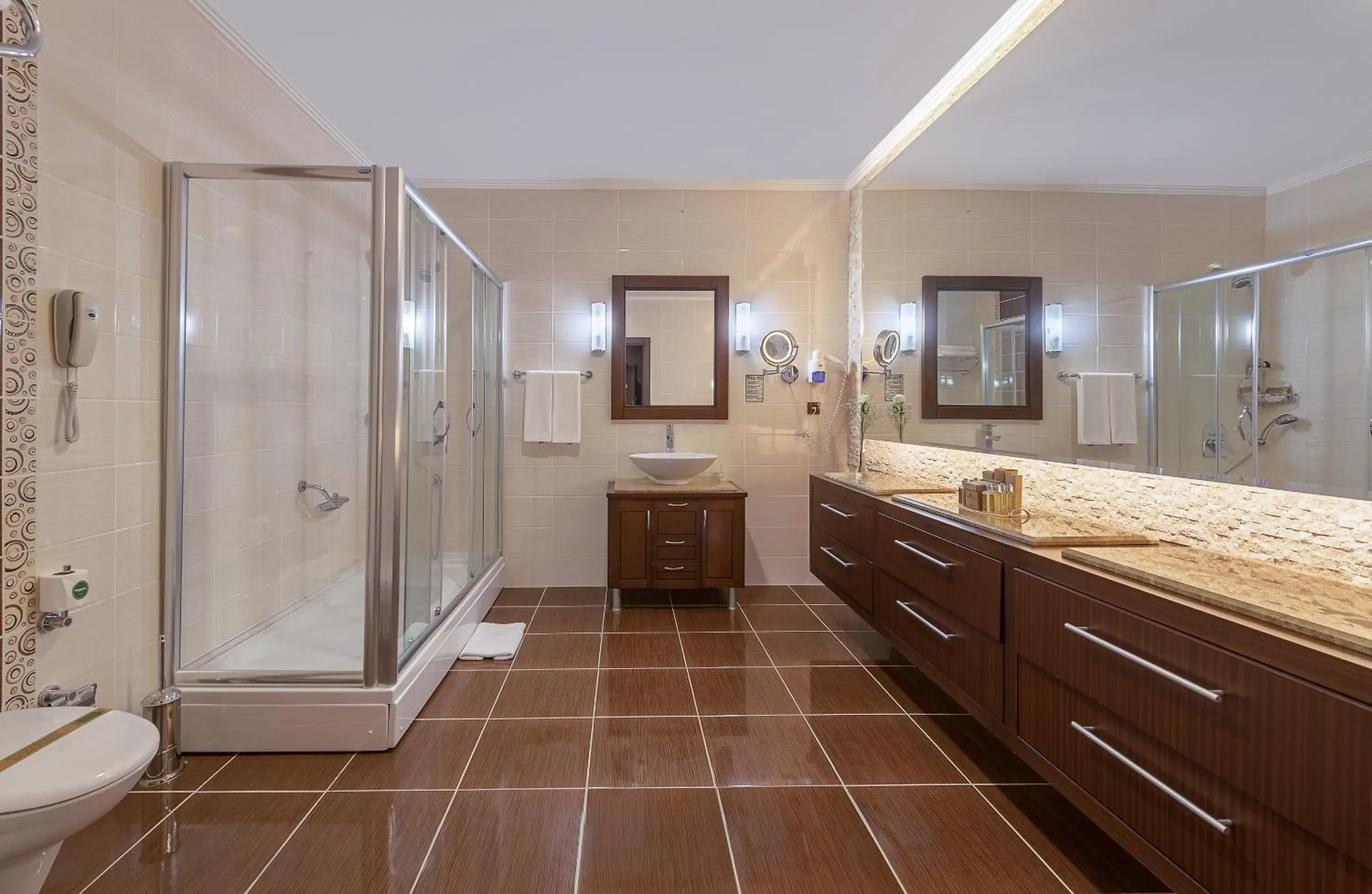 Bathroom in Megasaray Westbeach Antalya - All Inclusive