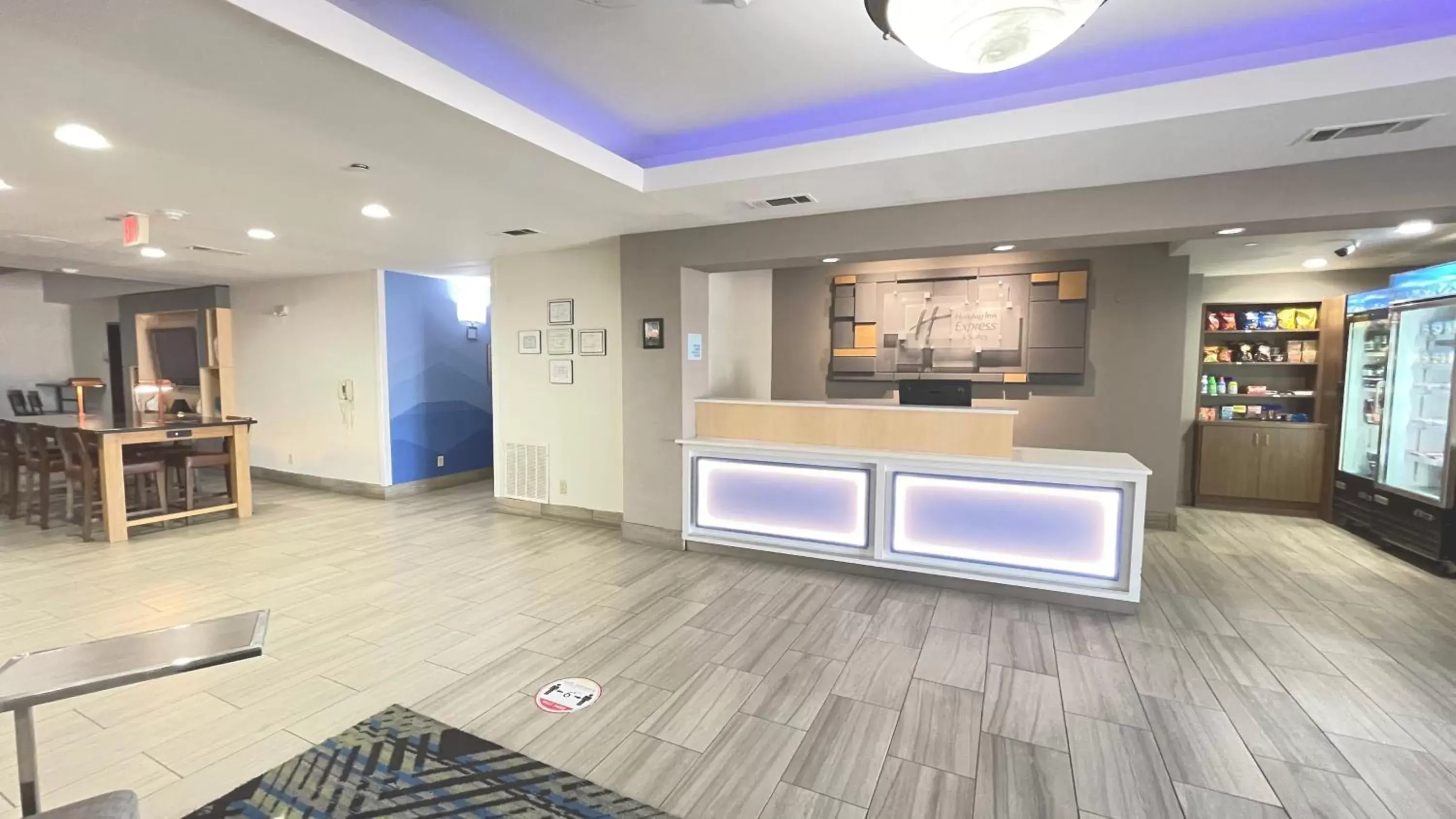 Lobby or reception, Lobby/Reception in Holiday Inn Express Hotel & Suites Decatur, TX, an IHG Hotel