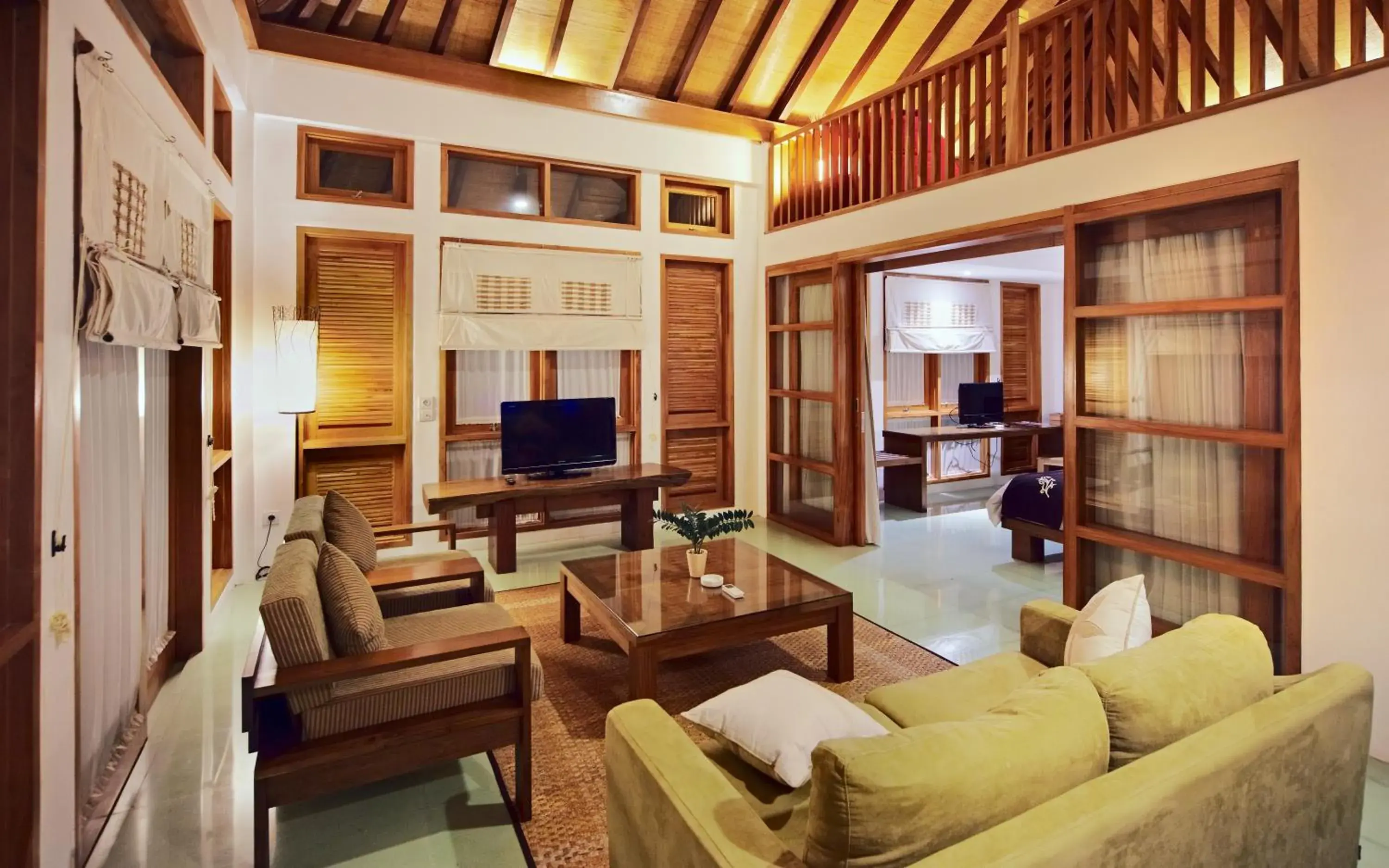 TV and multimedia, Lounge/Bar in Villa Damar