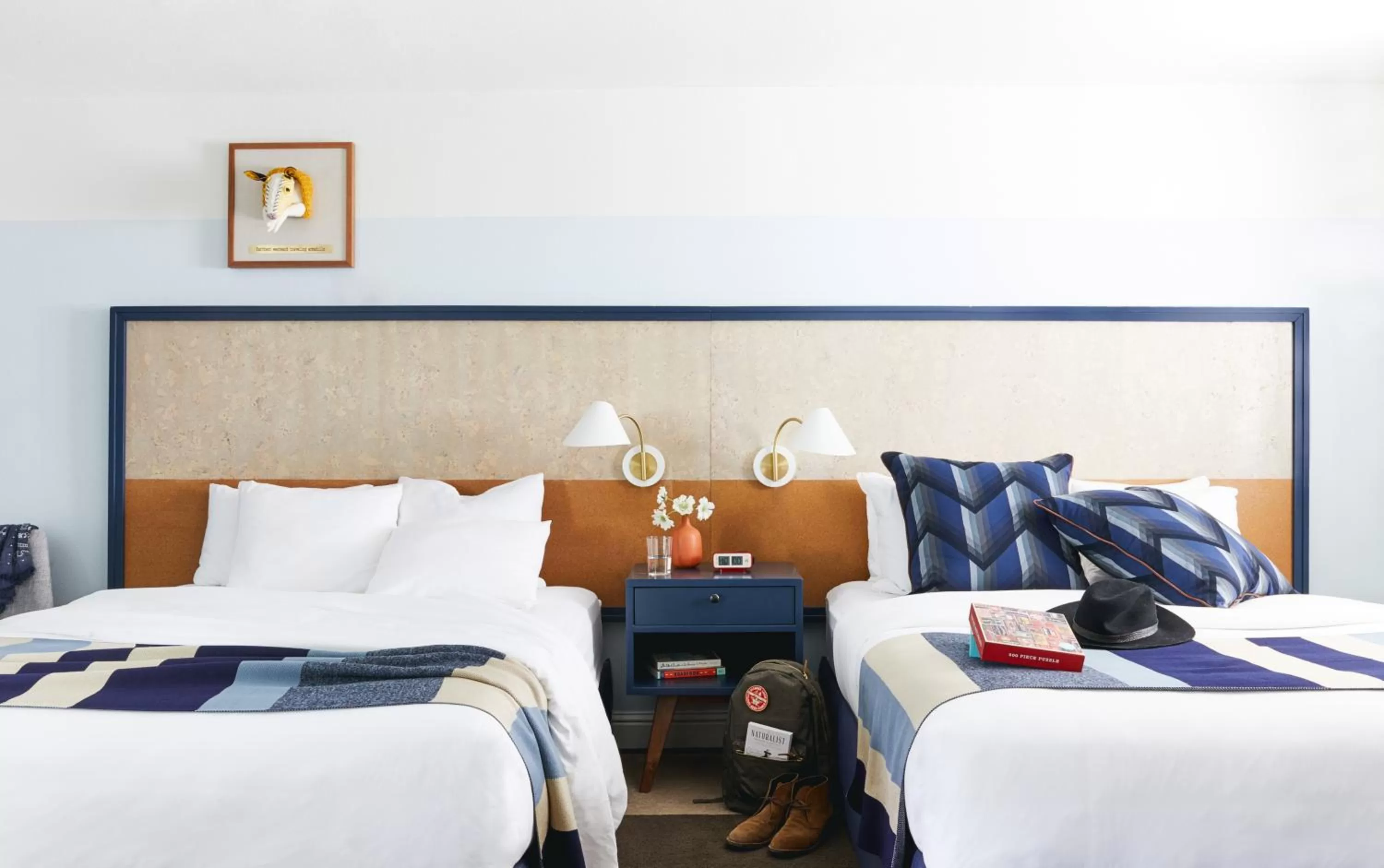 Property building, Bed in Calistoga Motor Lodge and Spa