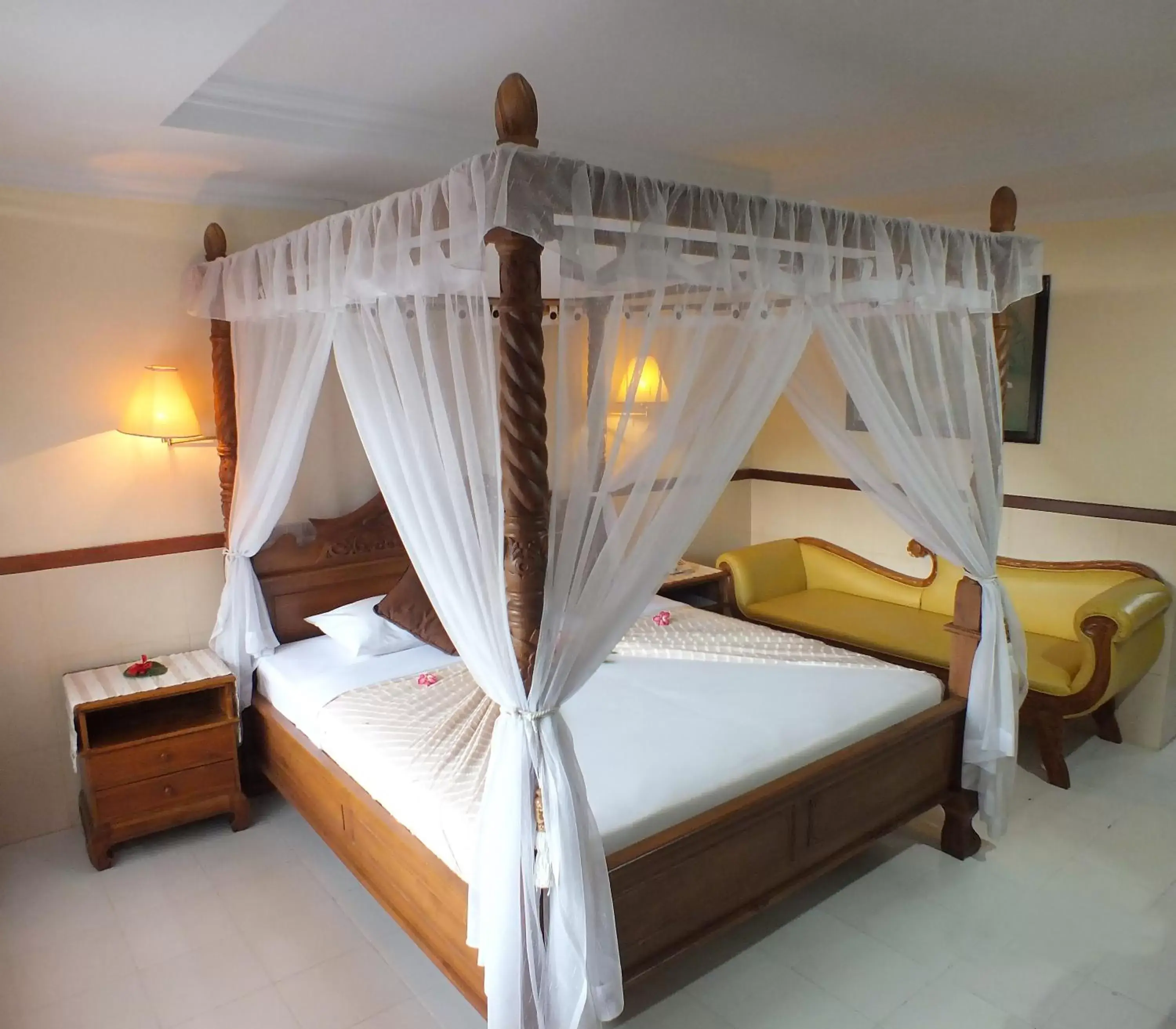 Special Offer - Two Deluxe Double or Twin Room in Palm Beach Hotel Bali