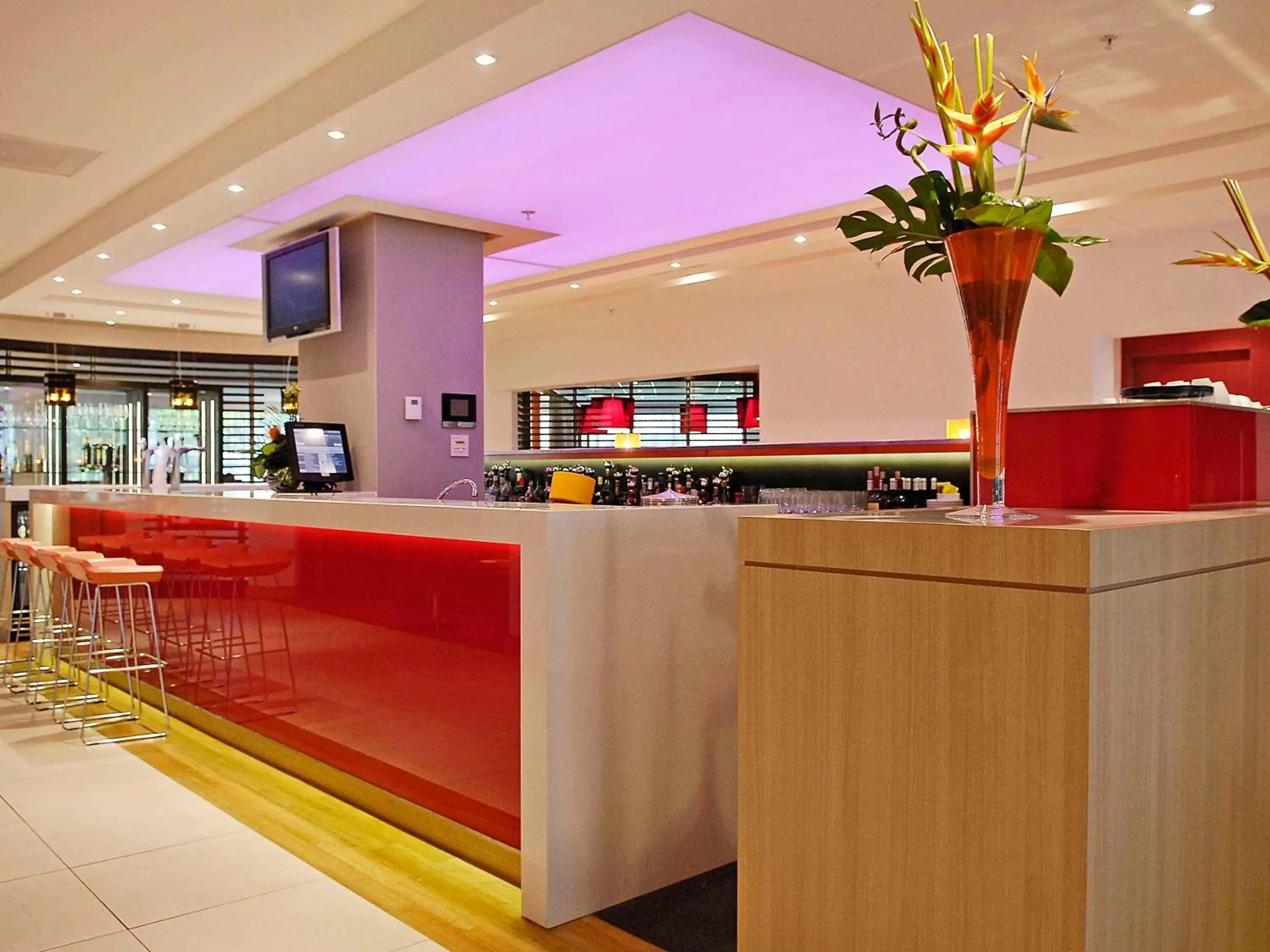 Lounge or bar, Lobby/Reception in Novotel Rotterdam Brainpark