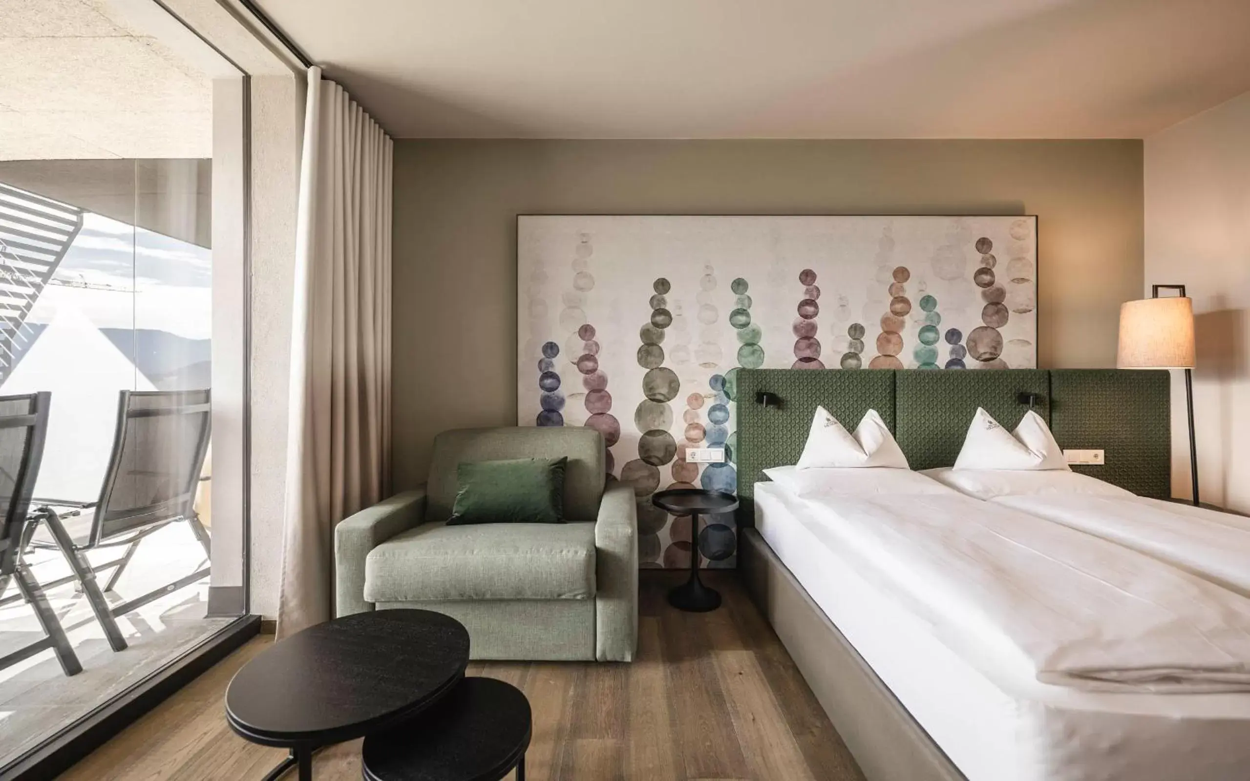 Deluxe Double Room in Hotel Schwefelbad (Schenna Resort) Deluxe Double Room in Hotel Schwefelbad (Schenna Resort)