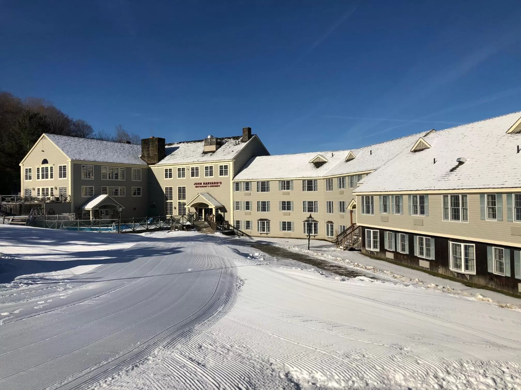 Facade/entrance in Jiminy Peak Mountain Resort