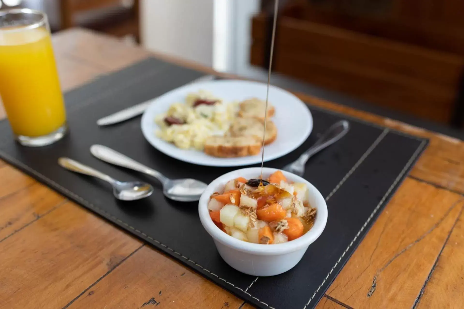 Breakfast in H2 Platinum Lourdes Breakfast in H2 Platinum Lourdes