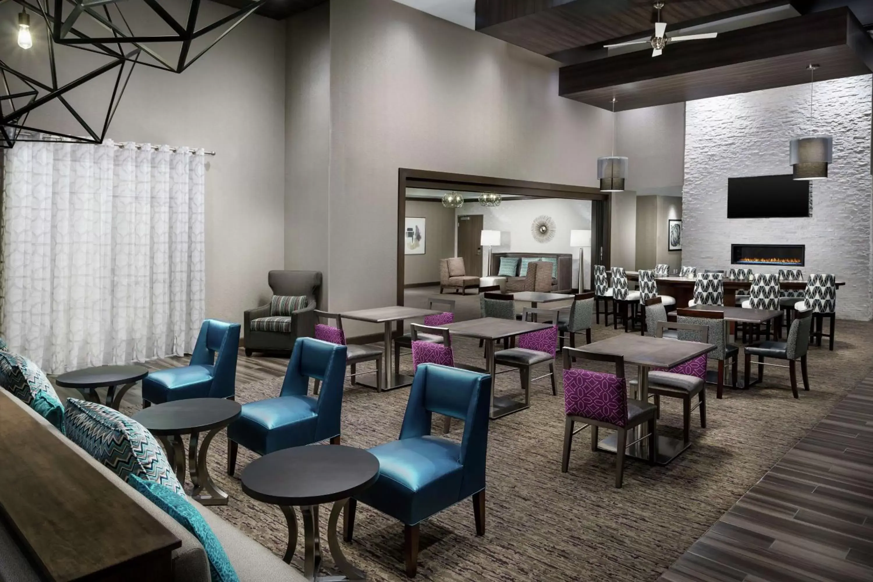 Lounge or bar, Restaurant/Places to Eat in Homewood Suites By Hilton San Jose North