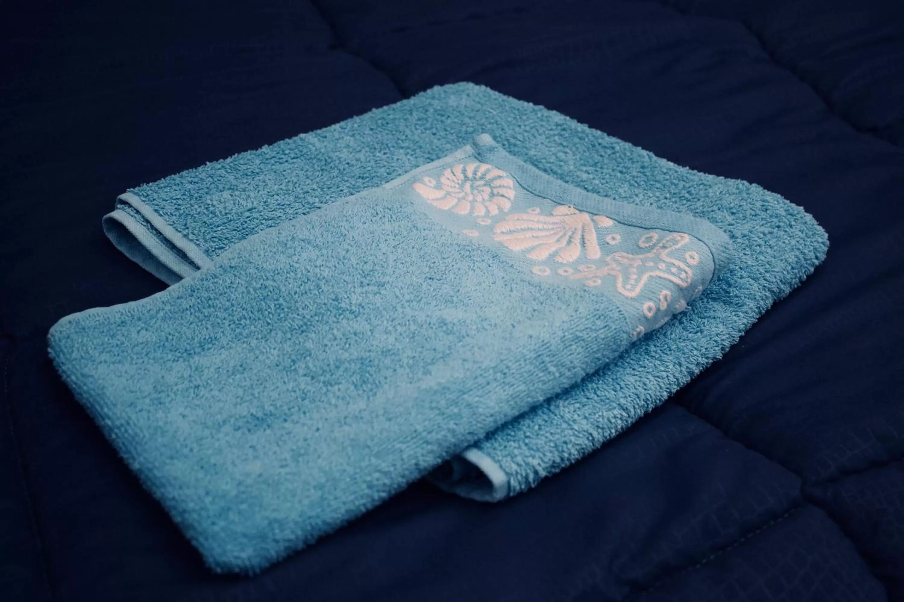 towels, Bed in B&B Daniela