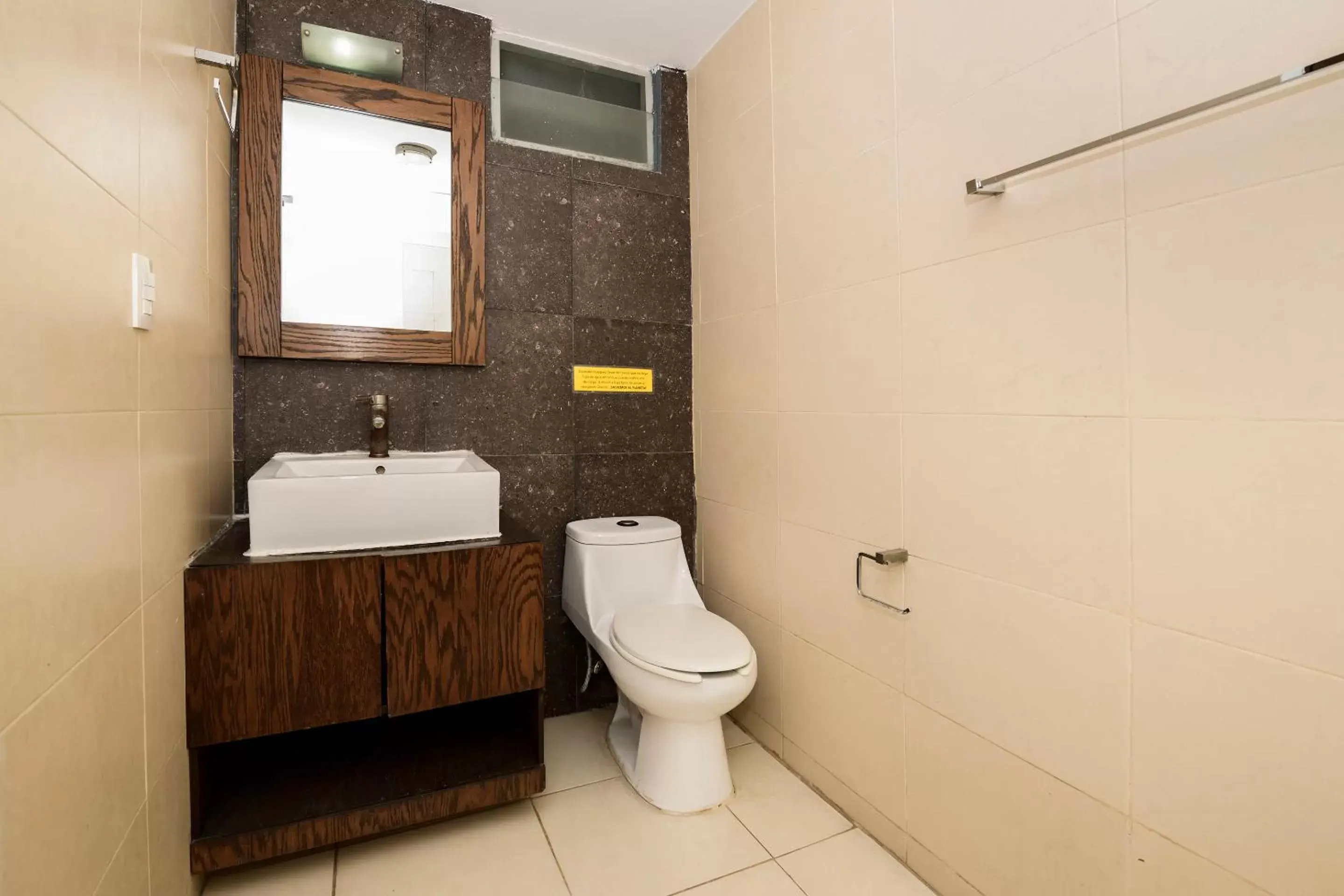 Bathroom in JM Ejecutivo Celaya,Centro Histórico