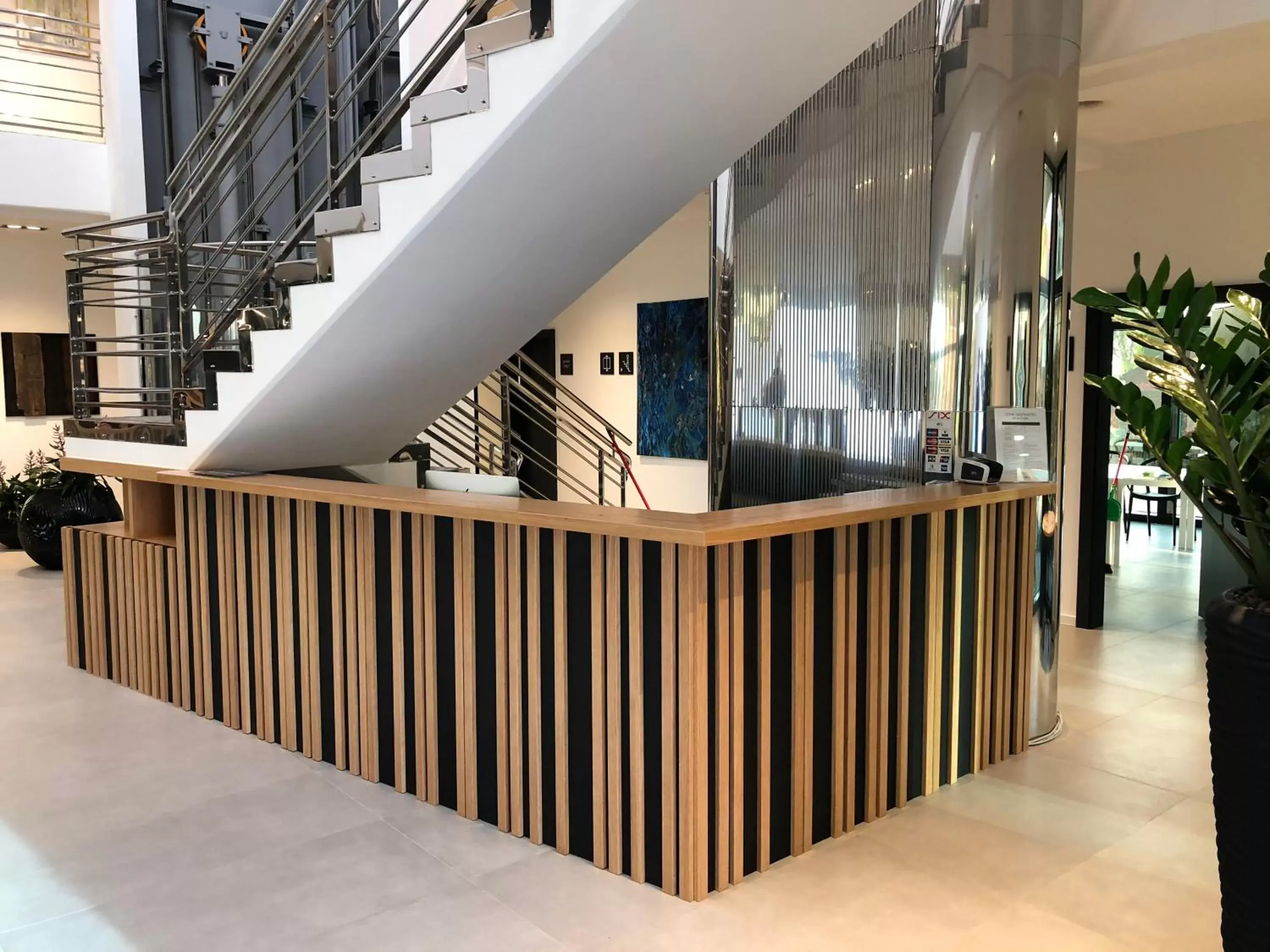 Facade/entrance in Hotel Cubis Facade/entrance in Hotel Cubis