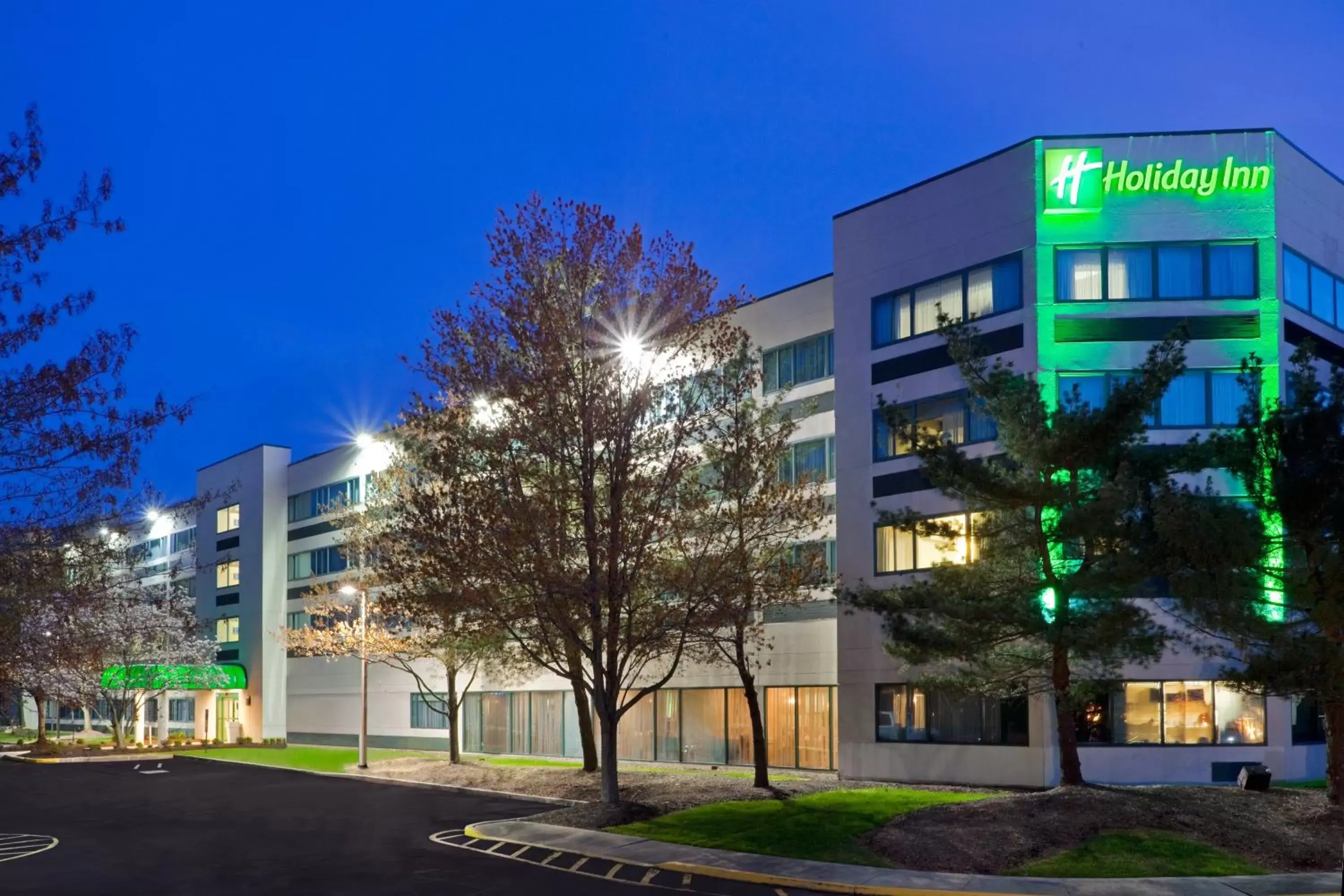 Property Building in Holiday Inn Princeton, an IHG Hotel