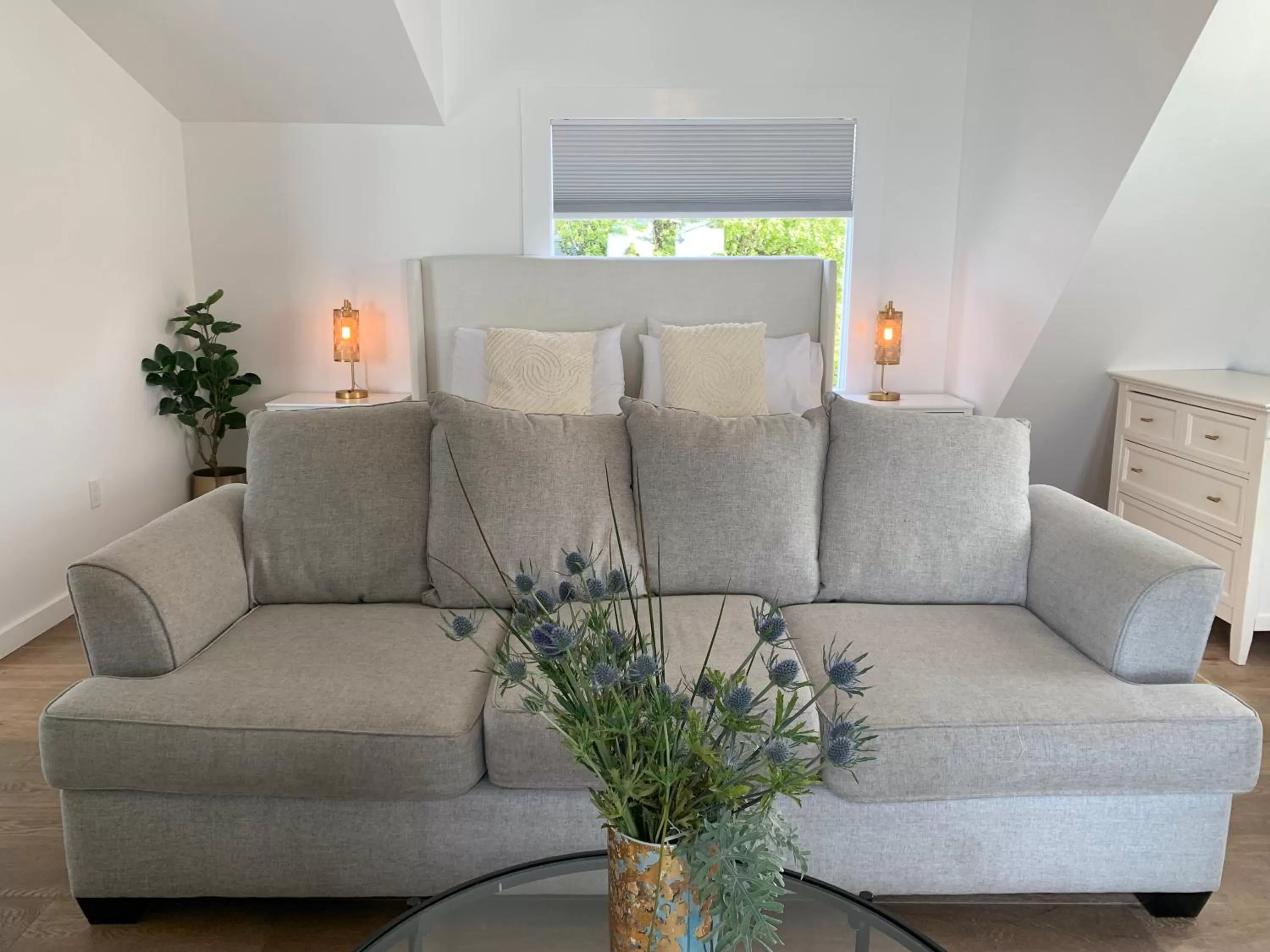 Seating area in Agate Cove Inn