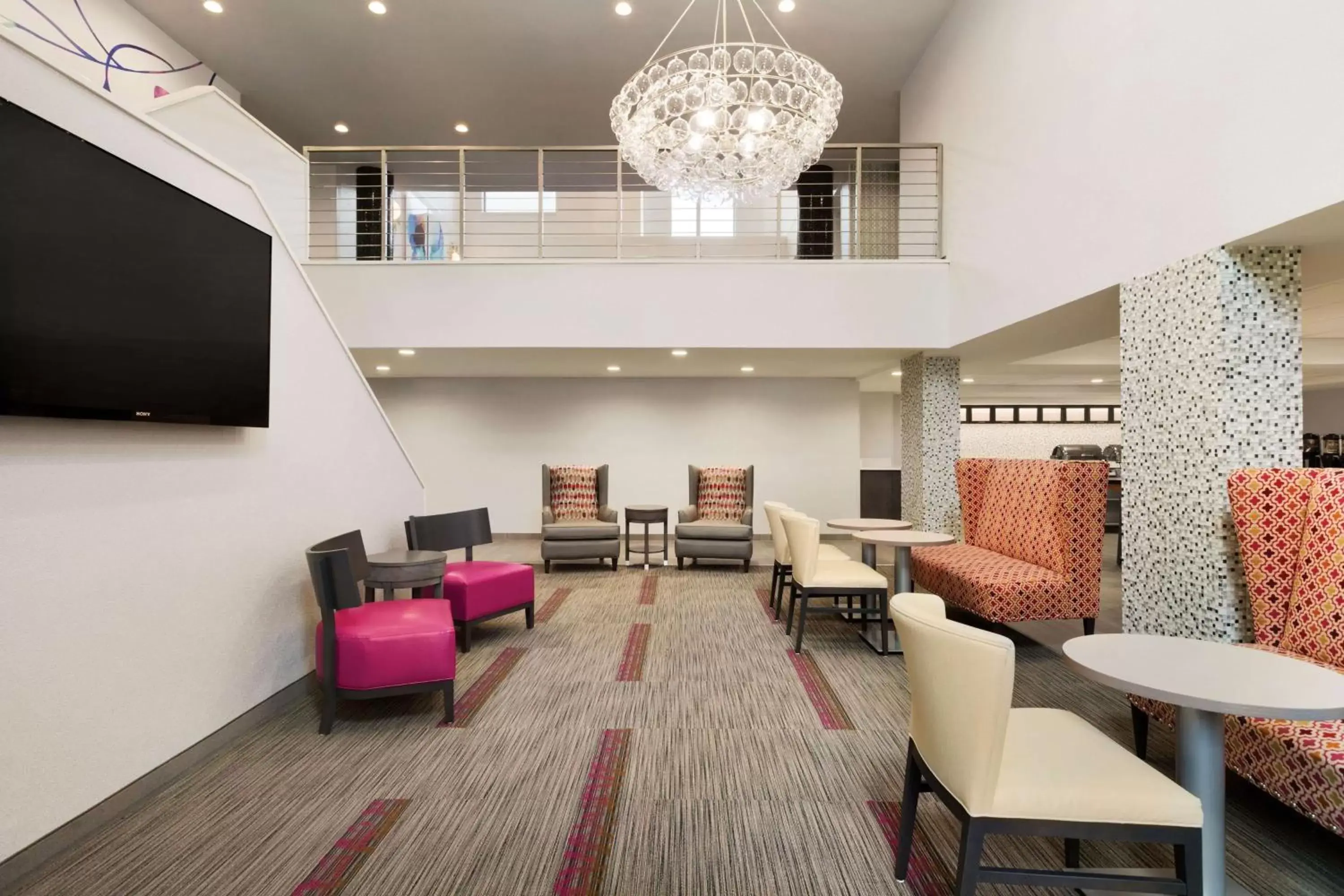 Lobby or reception, Lounge/Bar in Homewood Suites Williamsburg