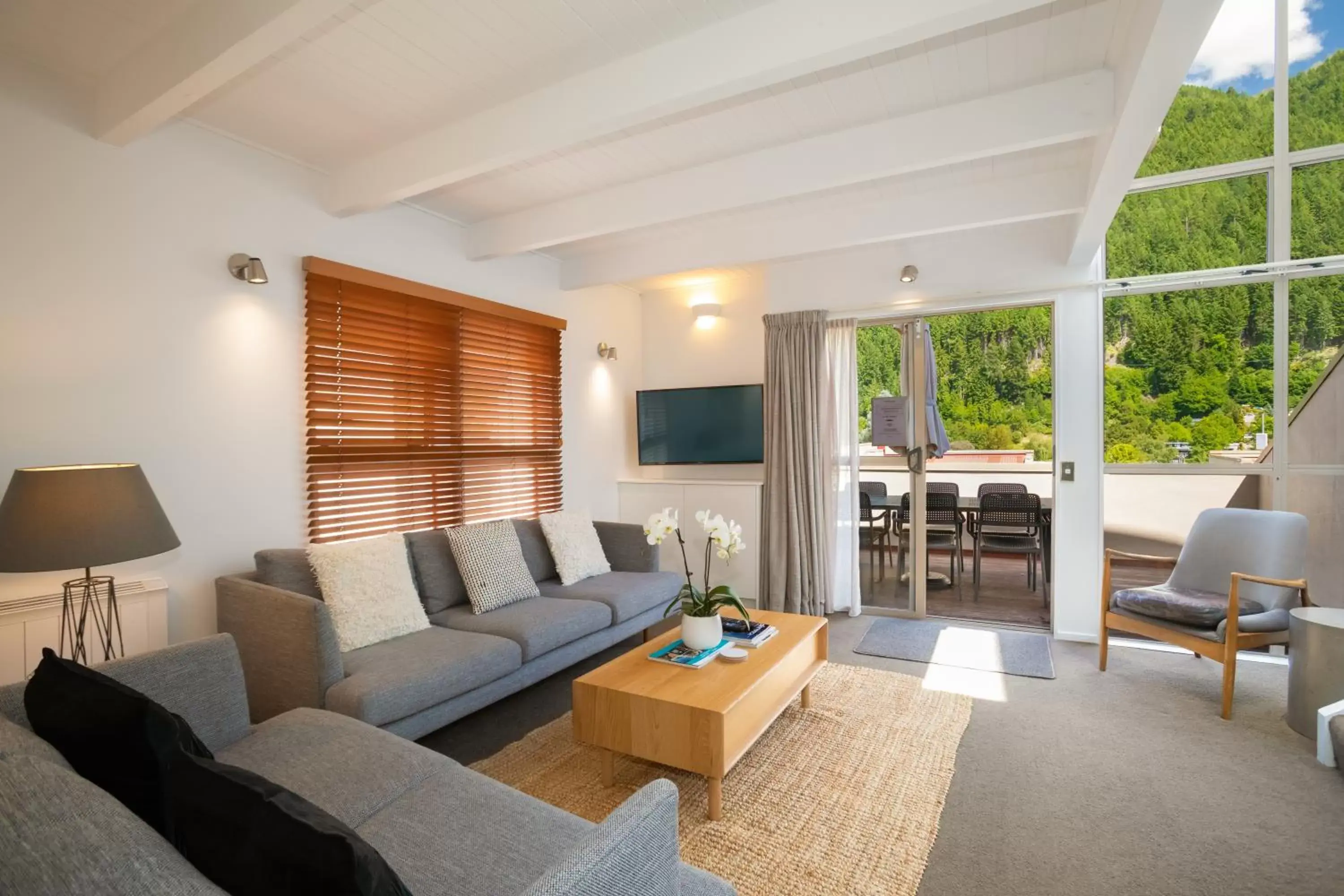 Living room, Seating Area in Cranbury Court Apartments