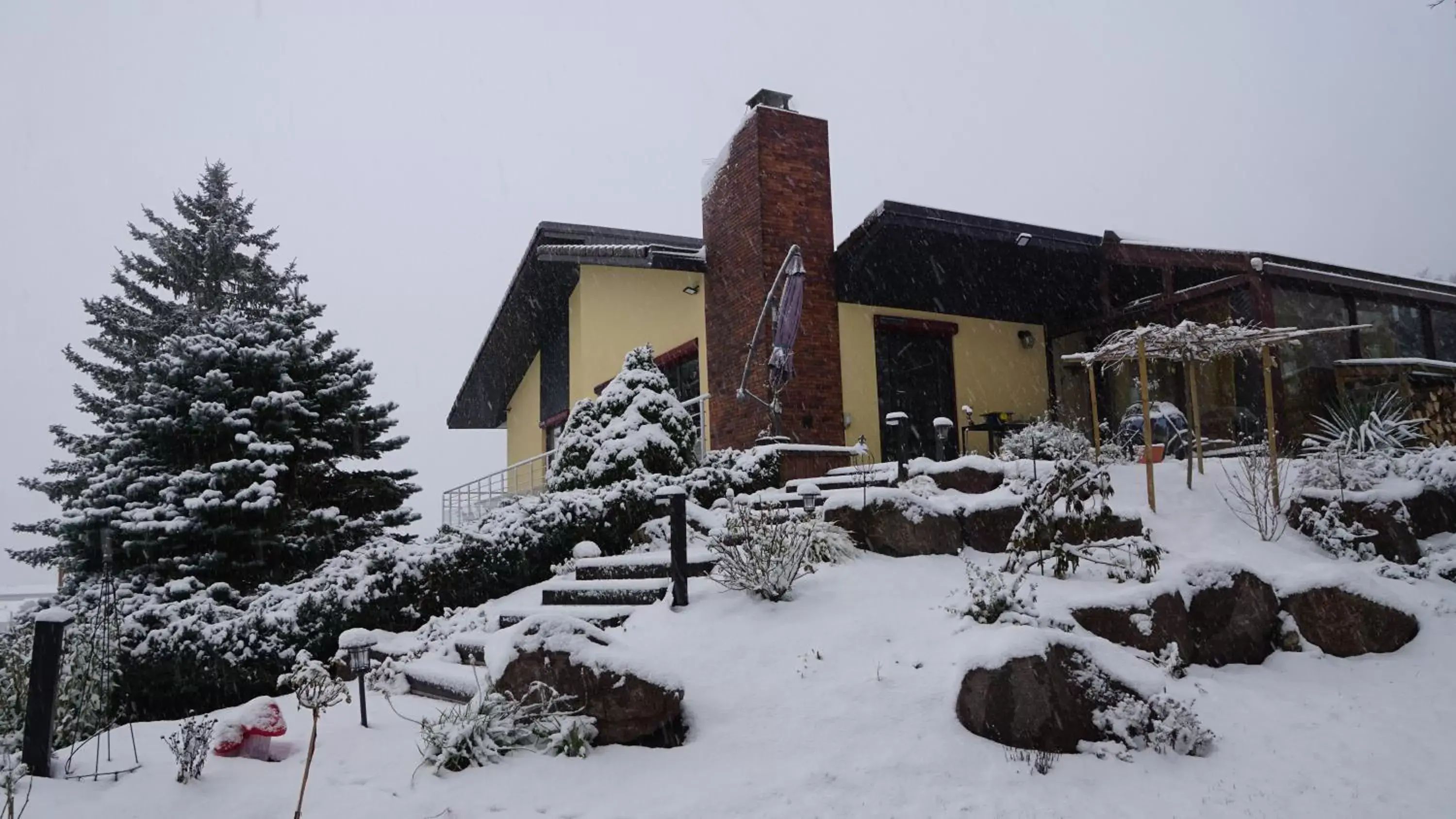 Property building, Winter in Chambres d'Hôtes de l'Avison