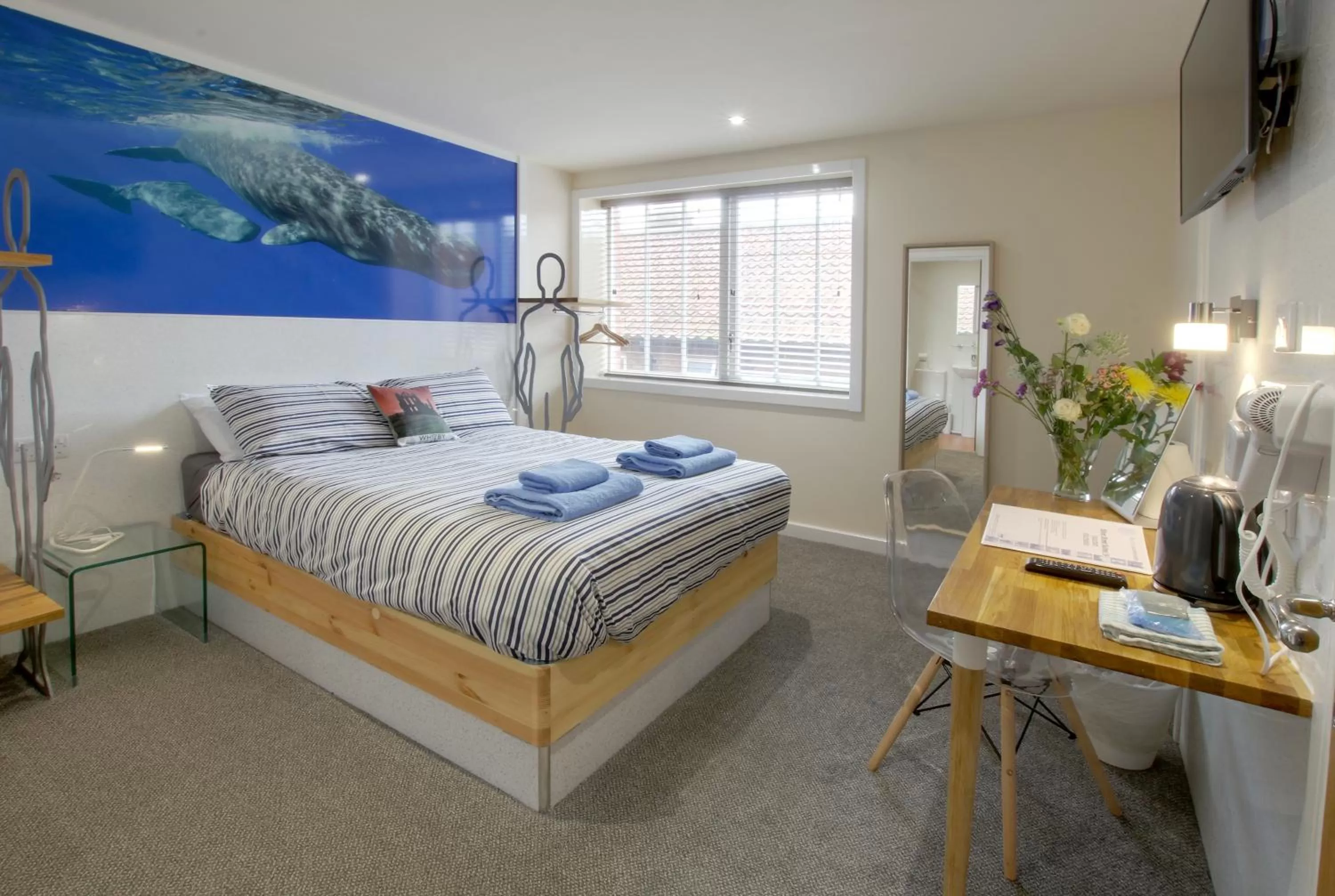 Photo of the whole room in Silver Street Suites