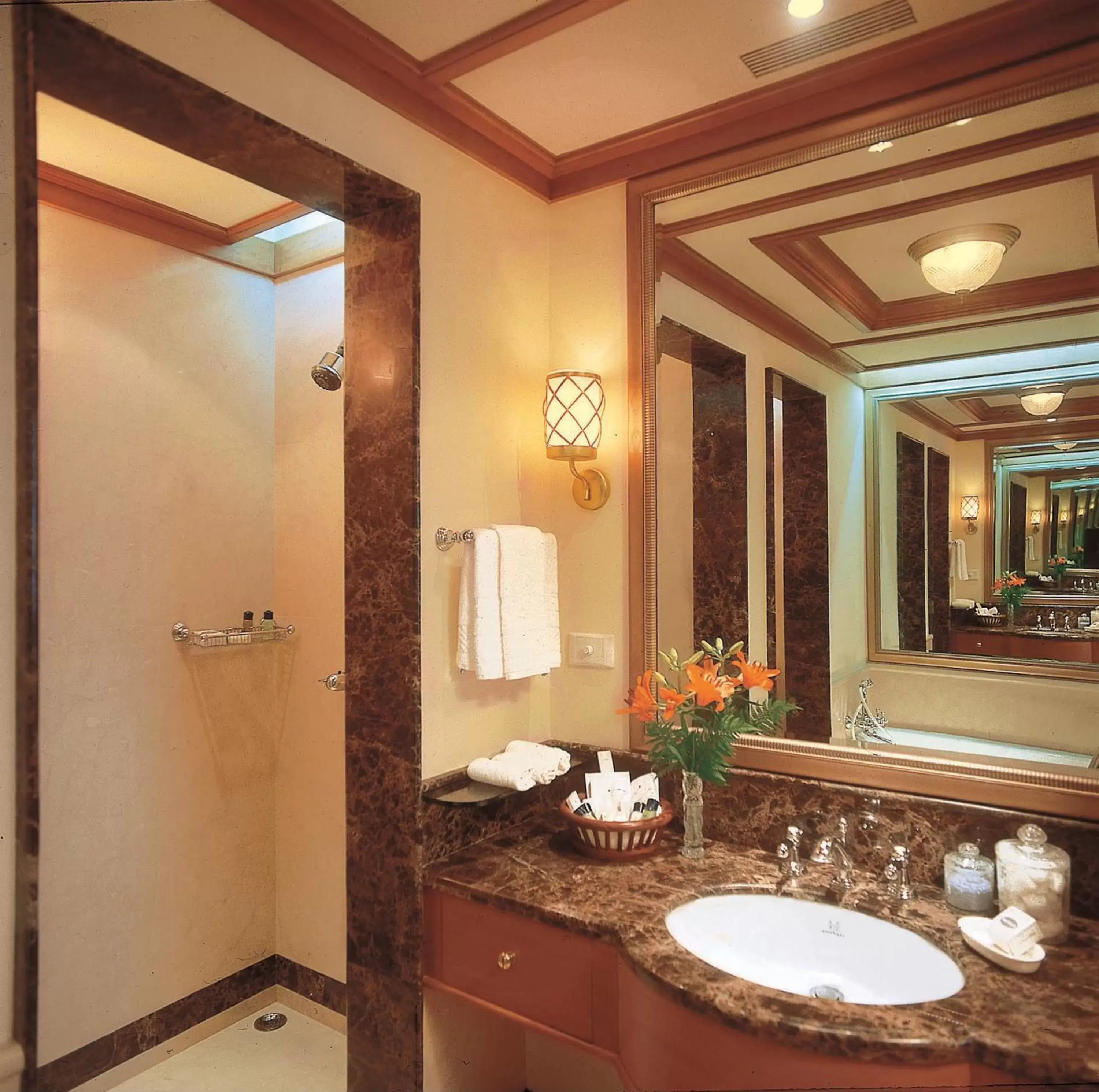 Bathroom in Wildflower Hall, An Oberoi Resort, Shimla