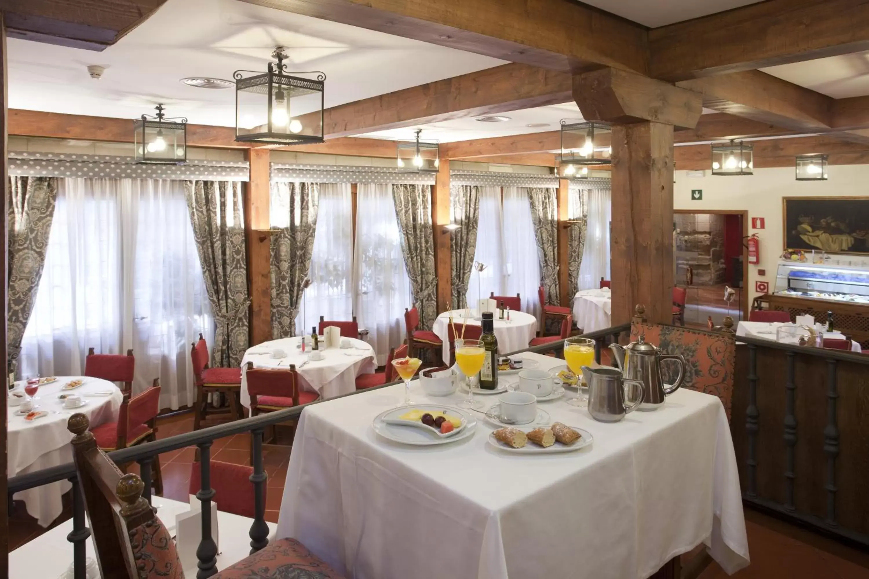 Food and drinks, Restaurant/Places to Eat in Parador de Santo Domingo de la Calzada
