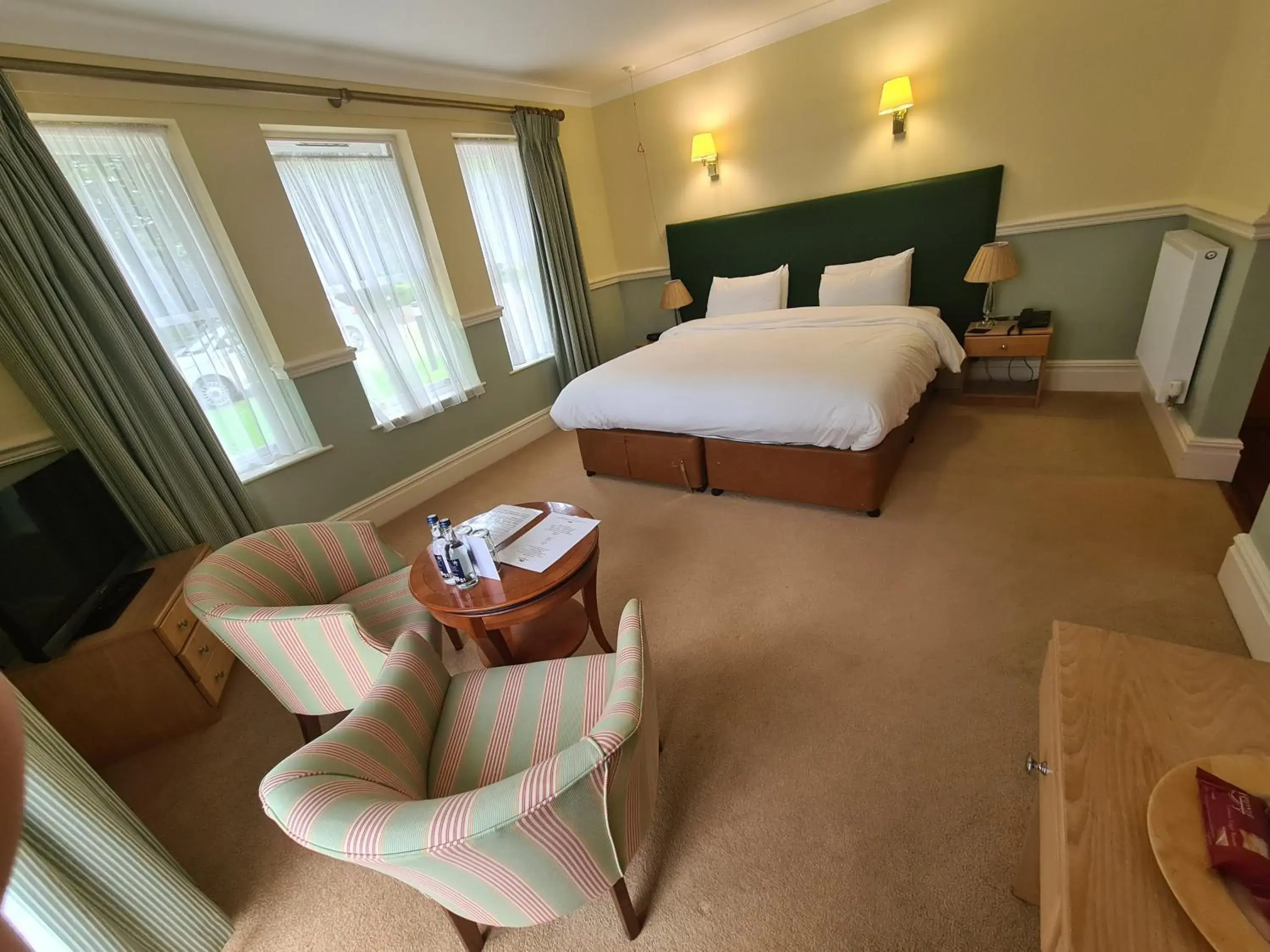 Bedroom, Bed in The Dower House Hotel