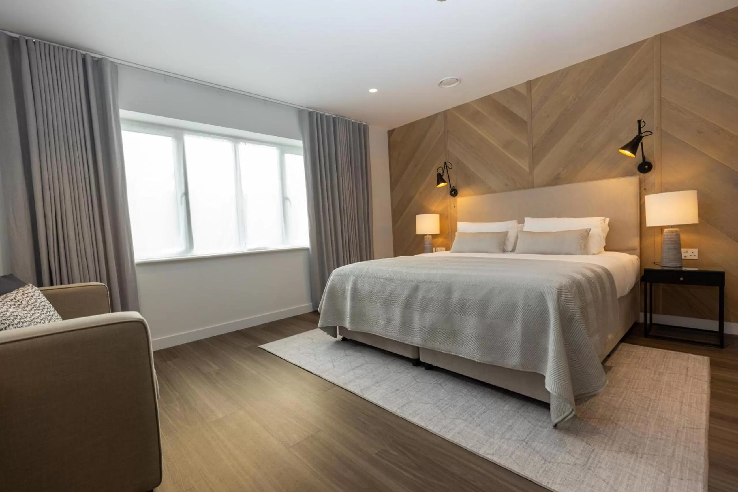 Bedroom, Bed in The Kingswood