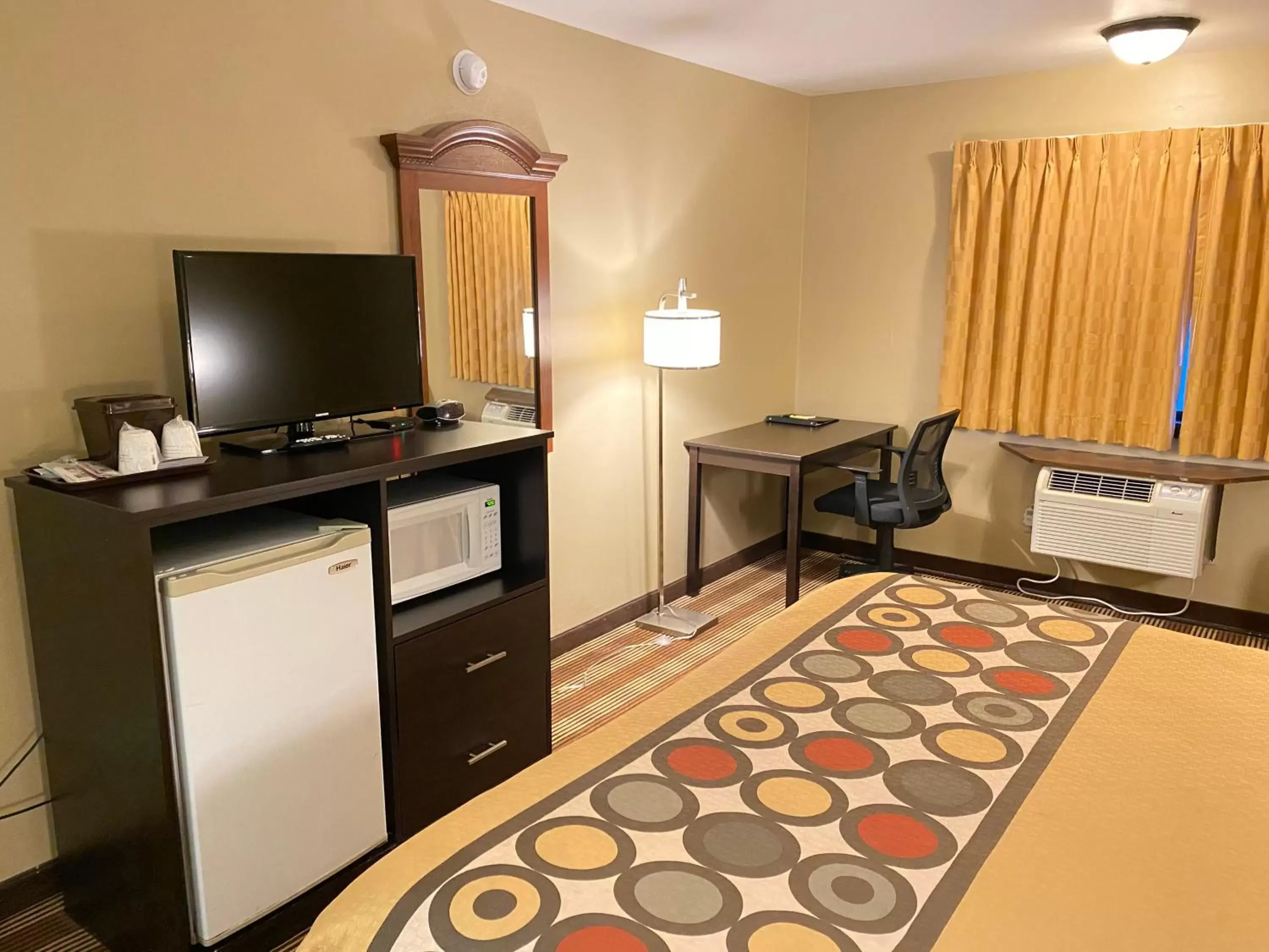 TV/Entertainment Center in Super 8 by Wyndham Eau Claire WI