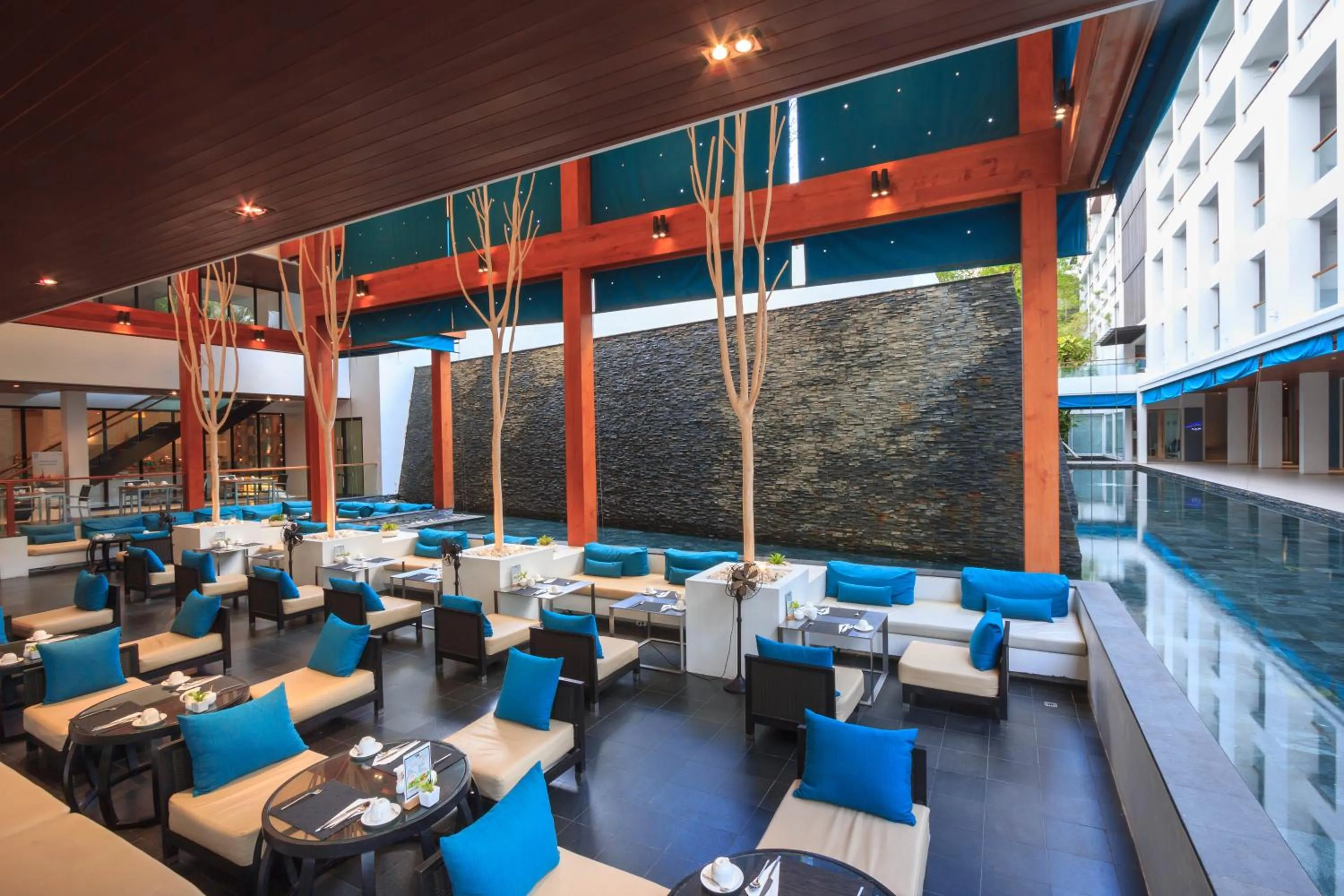 Restaurant/places to eat in Nap Patong