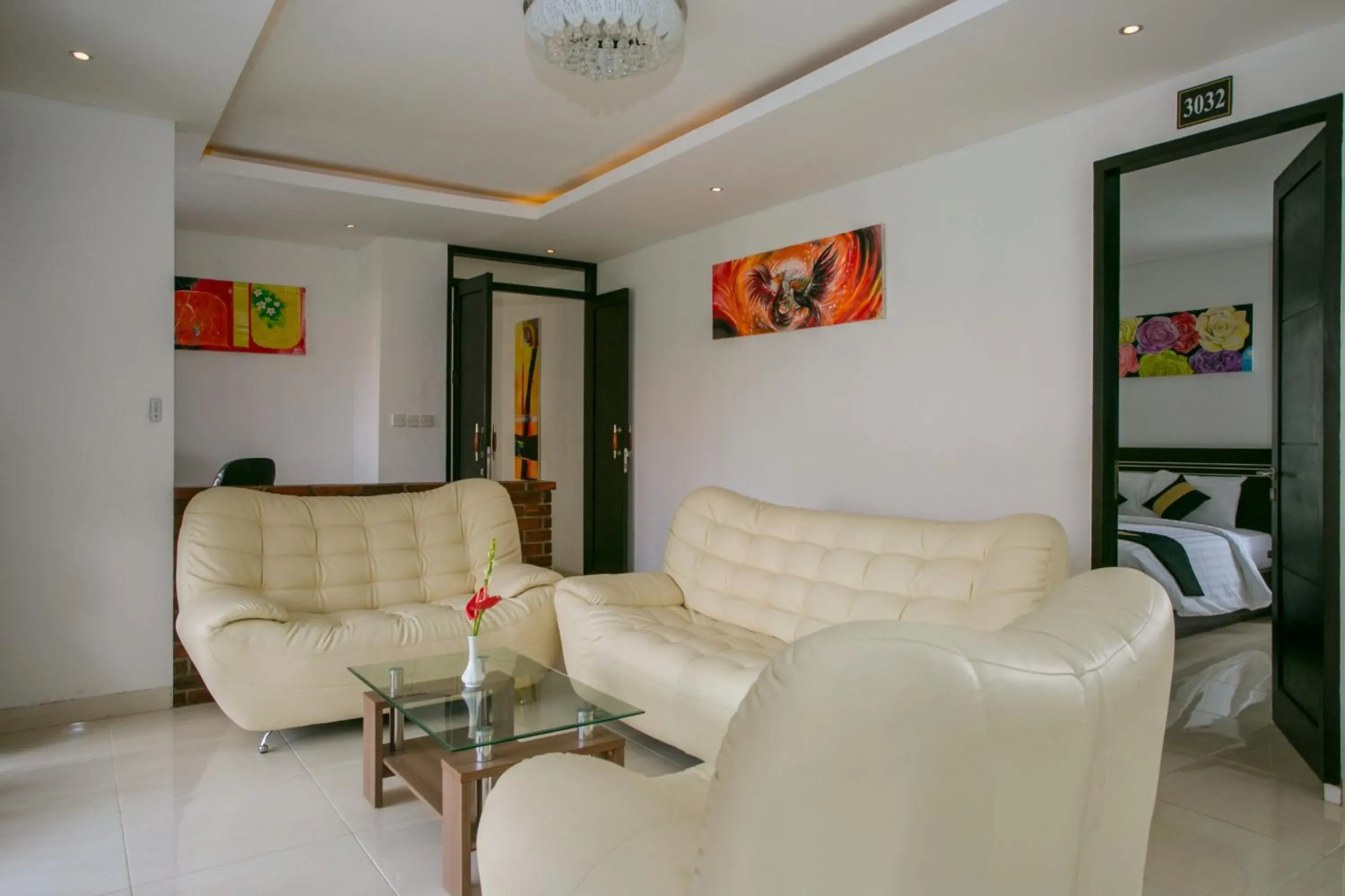 Living room, Seating Area in The Diana Suite Hotel