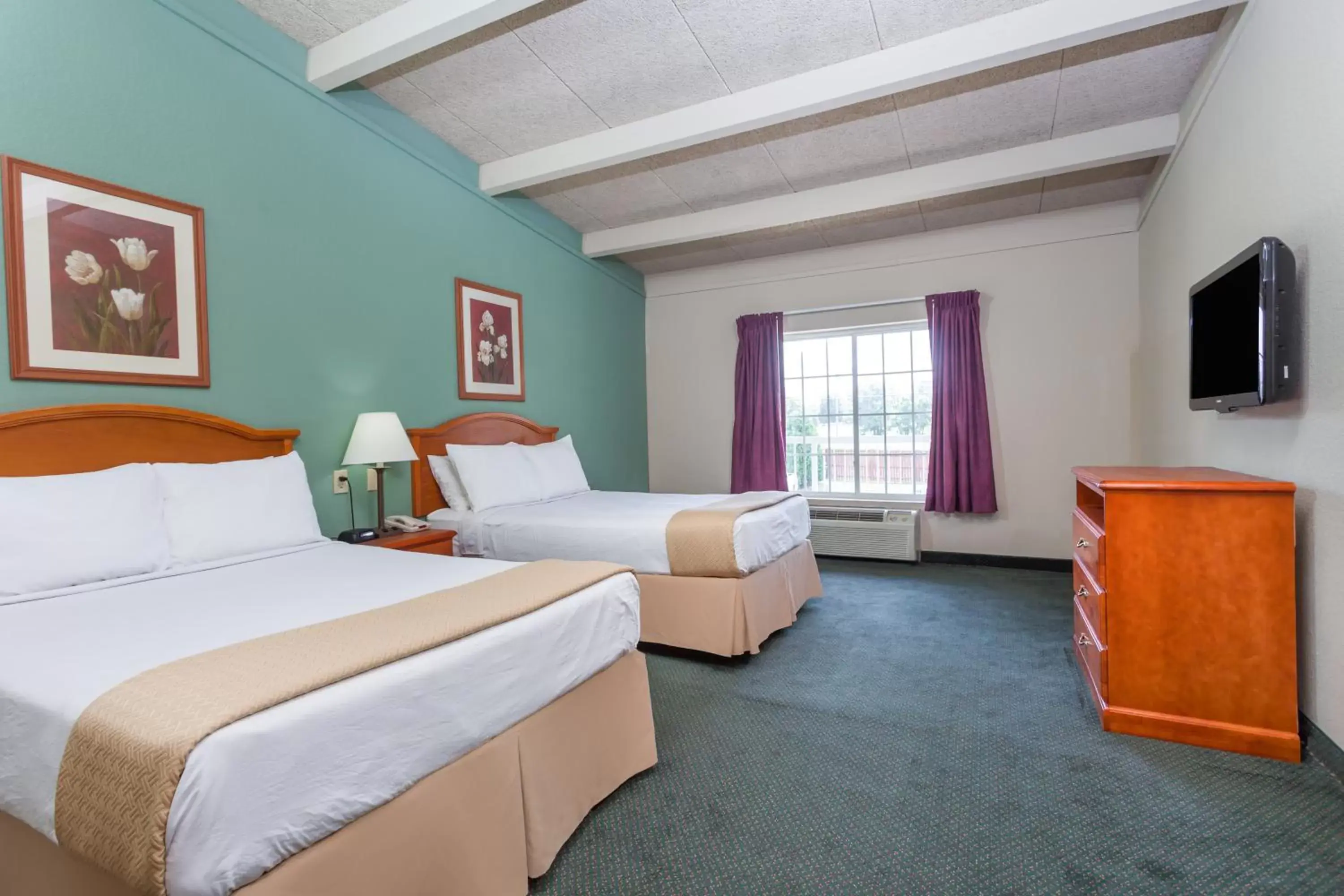 Double Room with Two Double Beds - Non-Smoking in Days Inn & Suites by Wyndham Lexington