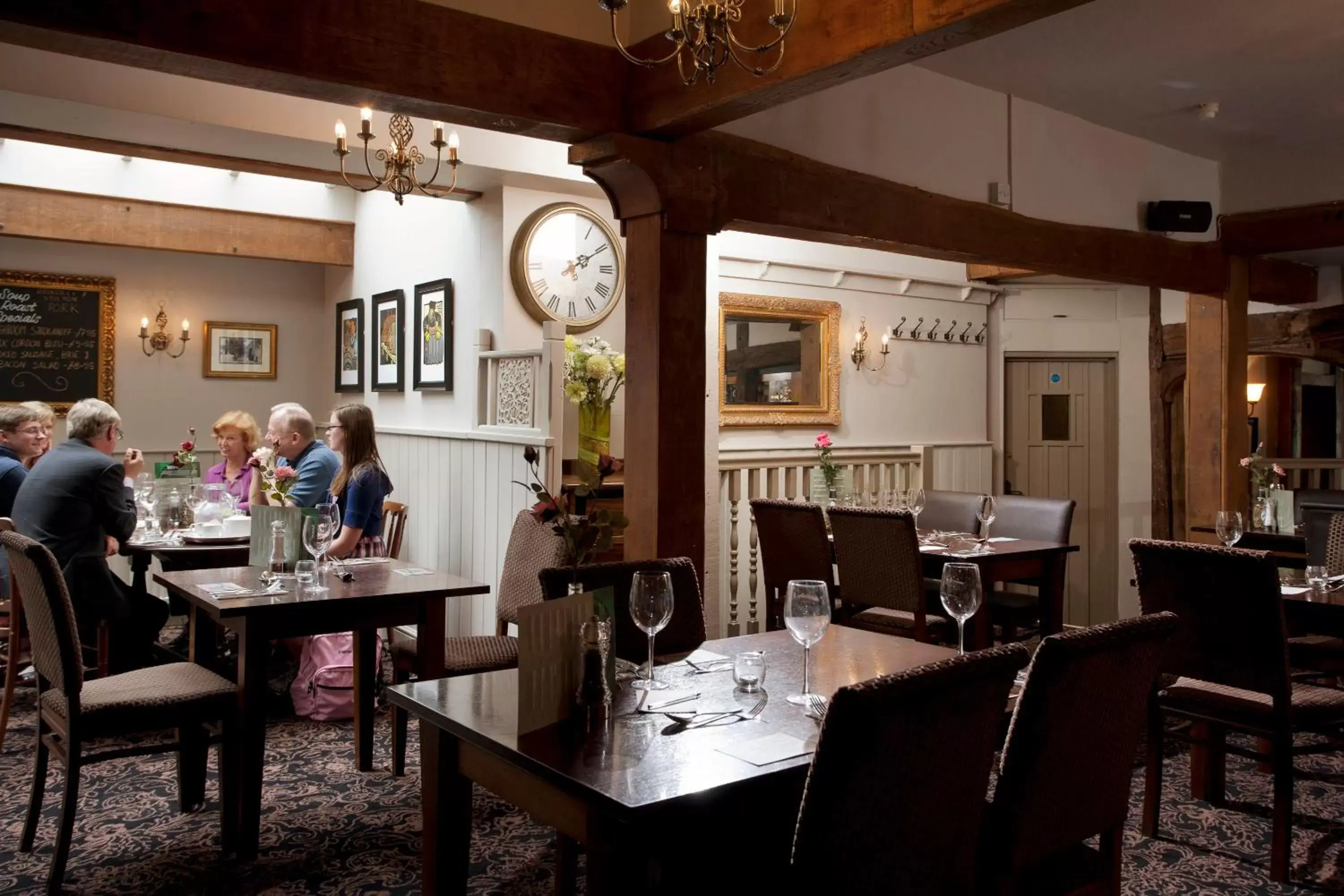 Restaurant/places to eat in The Dog & Bear Hotel Restaurant/places to eat in The Dog & Bear Hotel