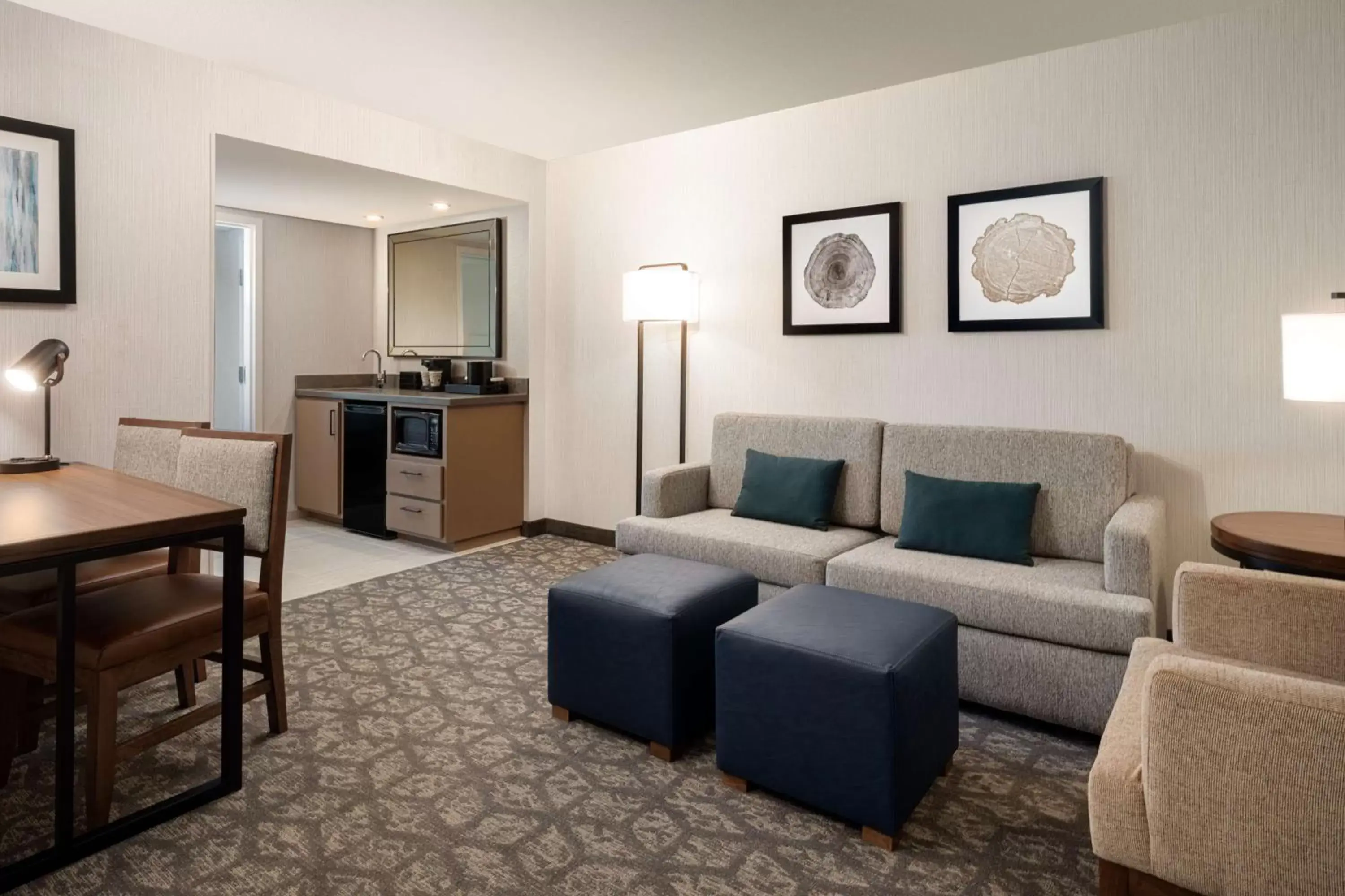 Living room, Seating Area in Embassy Suites by Hilton Portland Airport