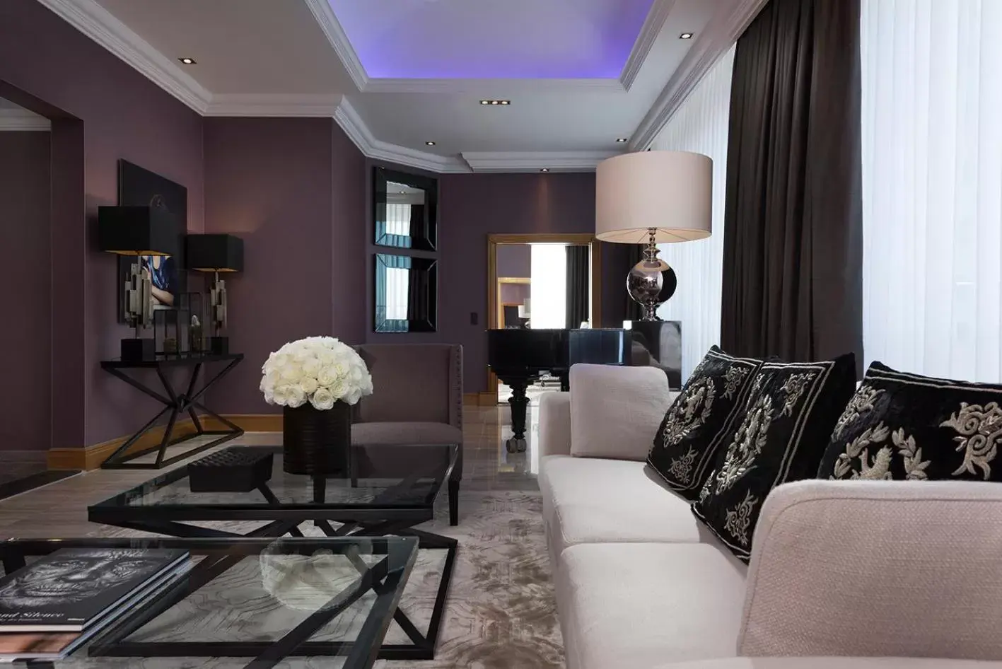 Living room, Seating Area in Hotel Palace Berlin