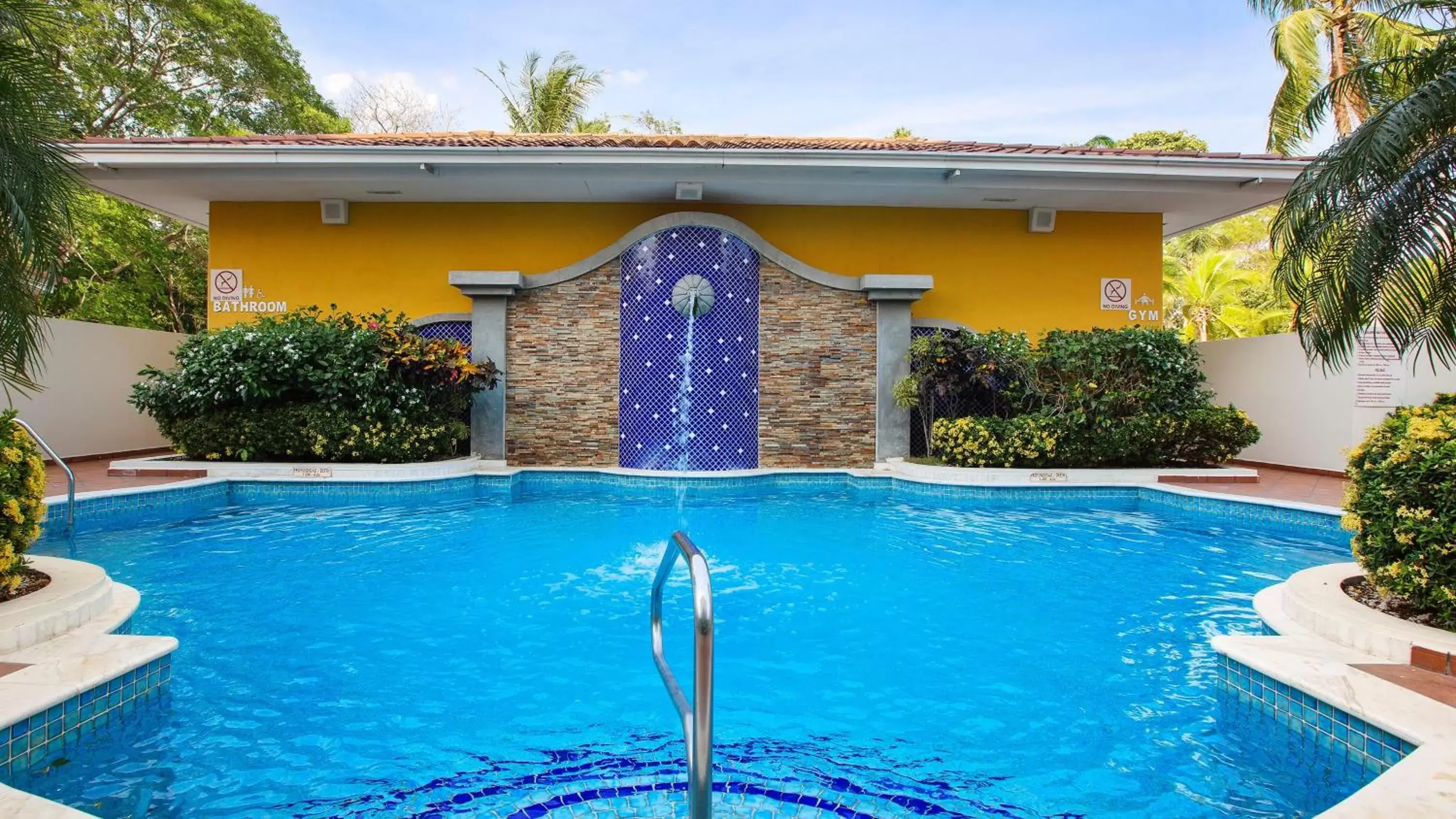 Swimming Pool in Holiday Inn Panama Canal, an IHG Hotel