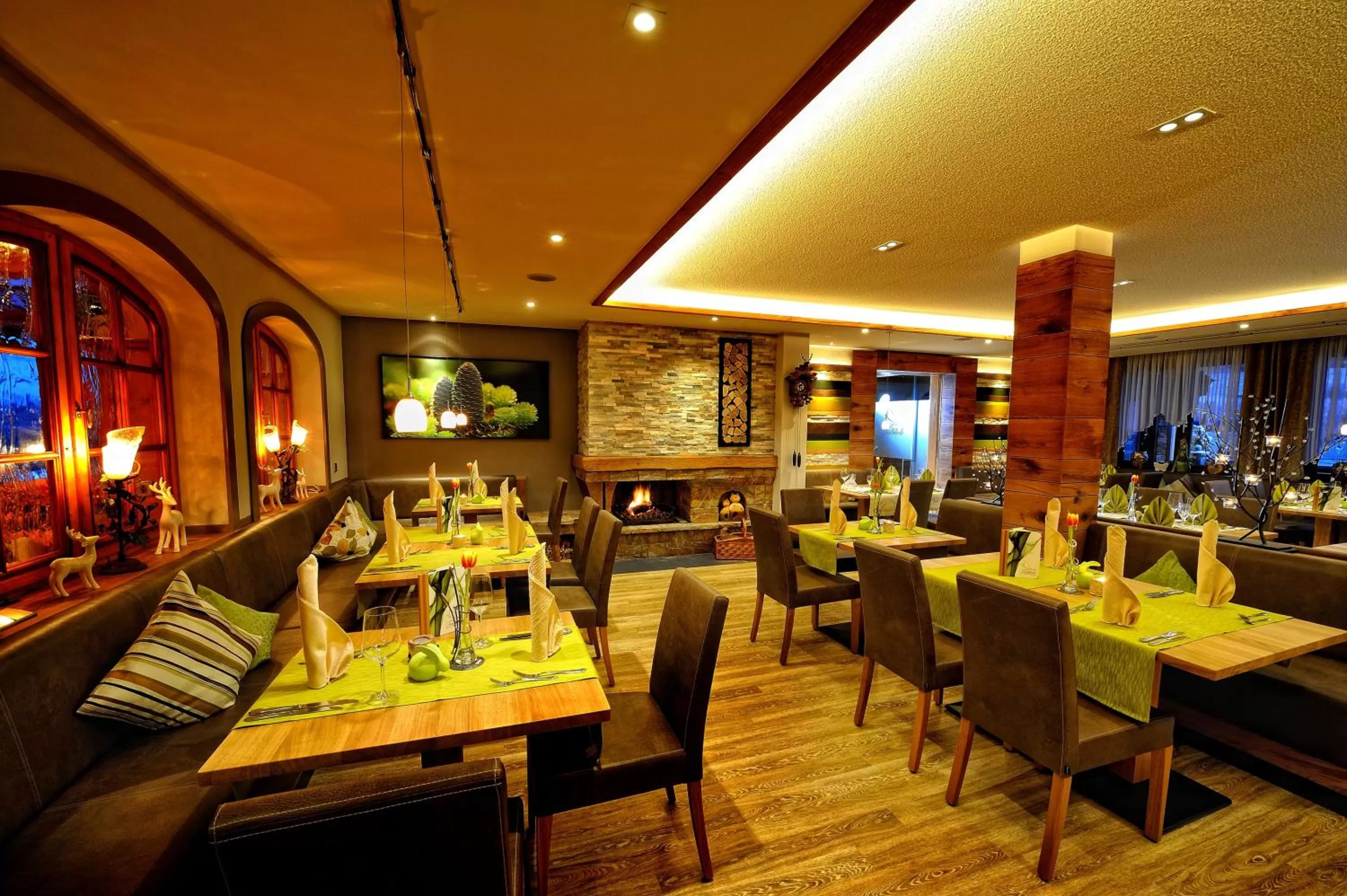 Restaurant/places to eat in Landhotel Talblick