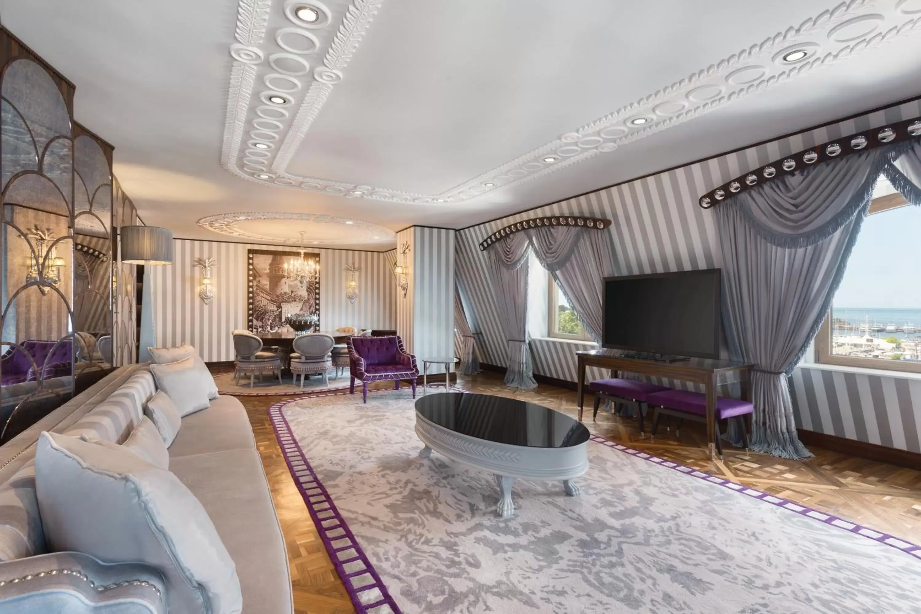 TV and multimedia, Seating Area in Wyndham Grand Istanbul Kalamış Marina Hotel