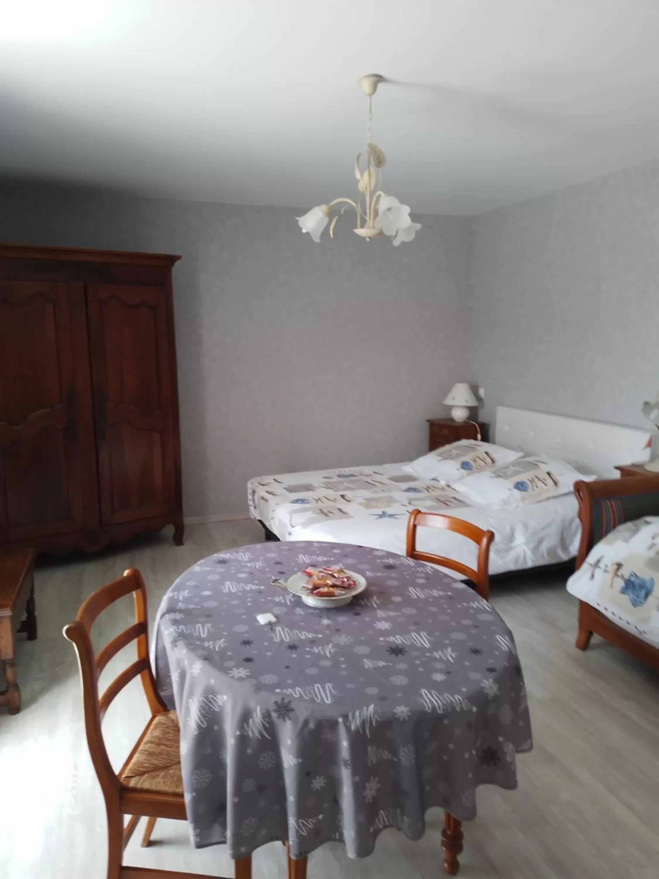 Triple Room with Terrace in la pêcherie bord de mer Triple Room with Terrace in la pêcherie bord de mer