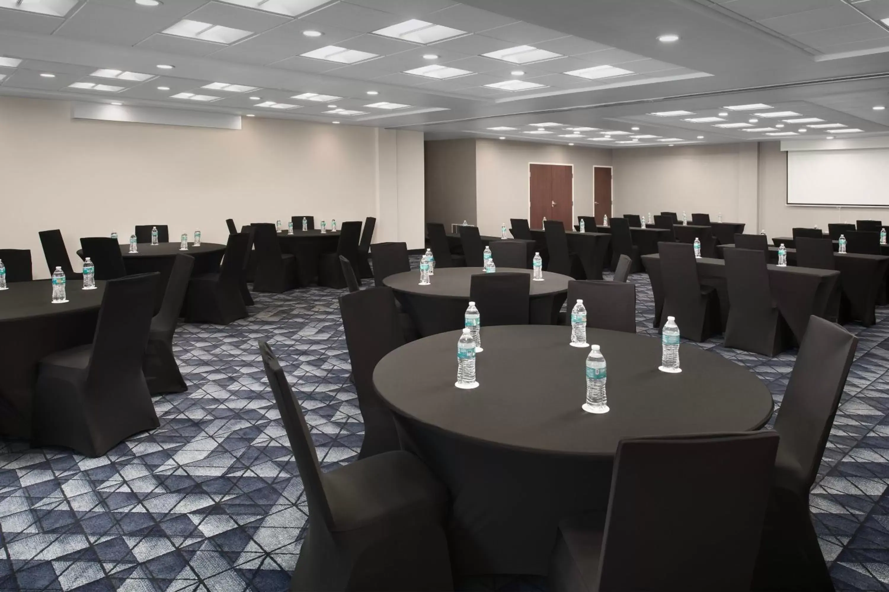 Meeting/conference room in Courtyard By Marriott Little Rock North