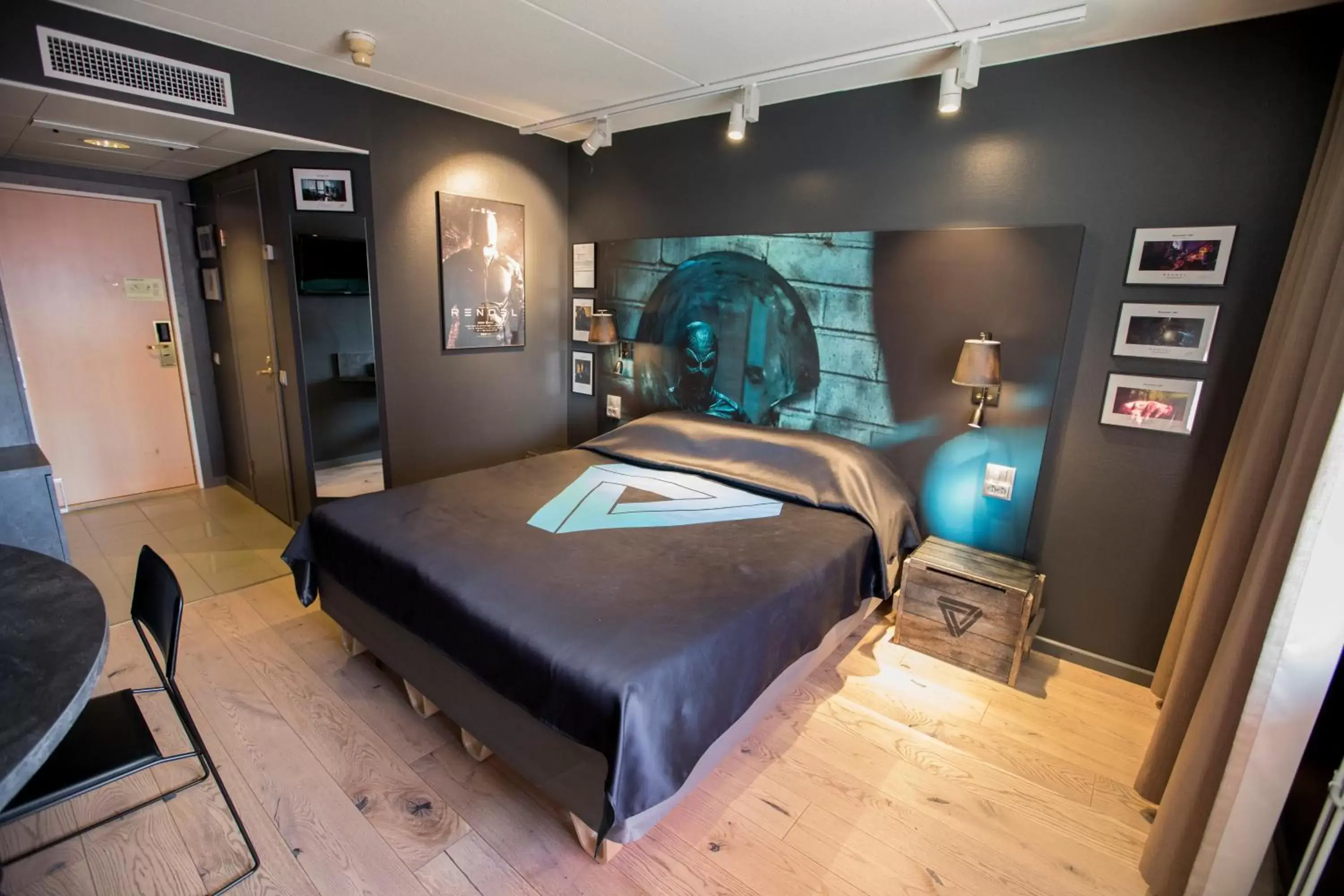 Decorative detail, Bed in Original Sokos Hotel Vaakuna Mikkeli Decorative detail, Bed in Original Sokos Hotel Vaakuna Mikkeli