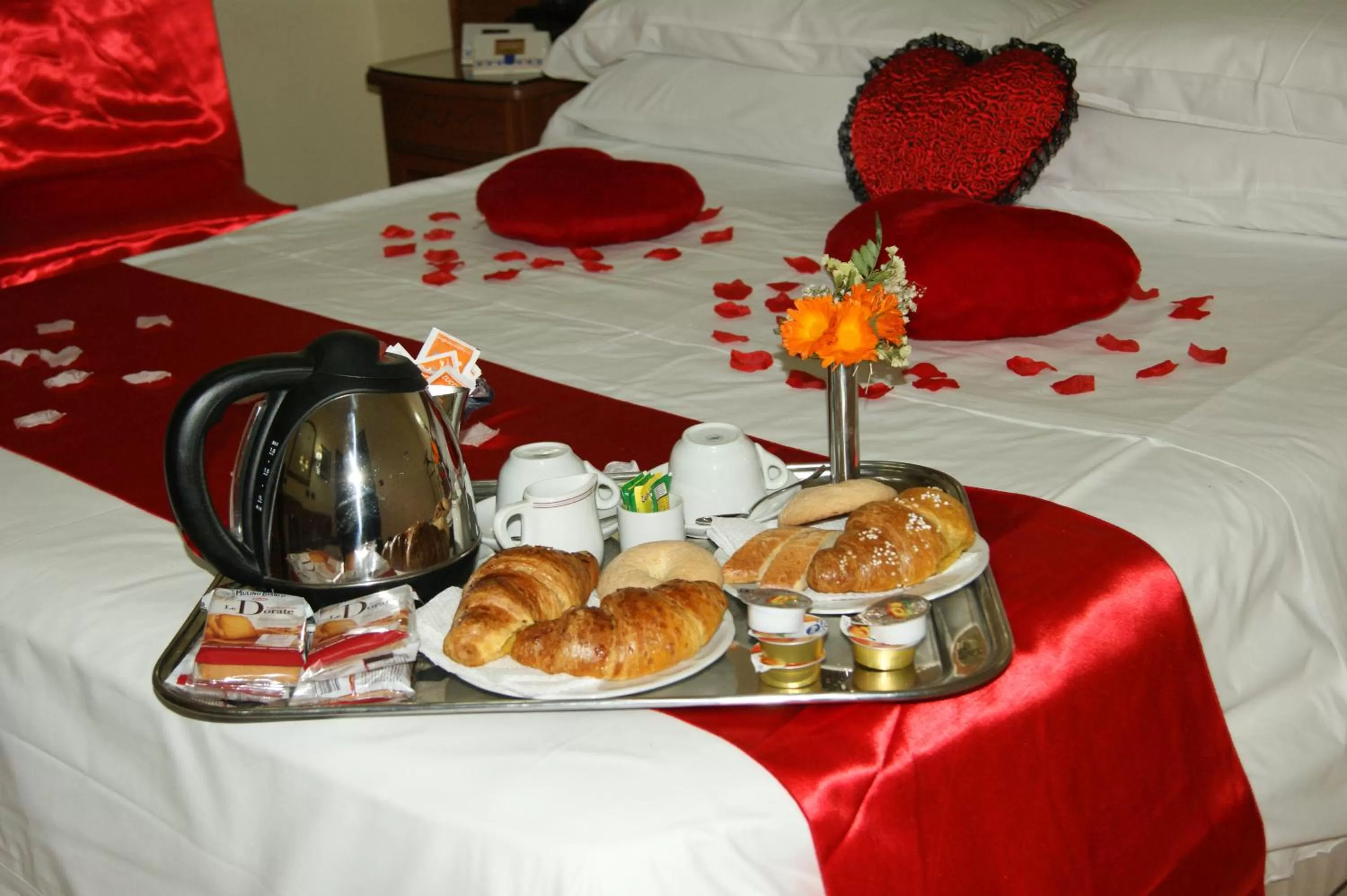 Food and drinks, Bed in Hotel Elio