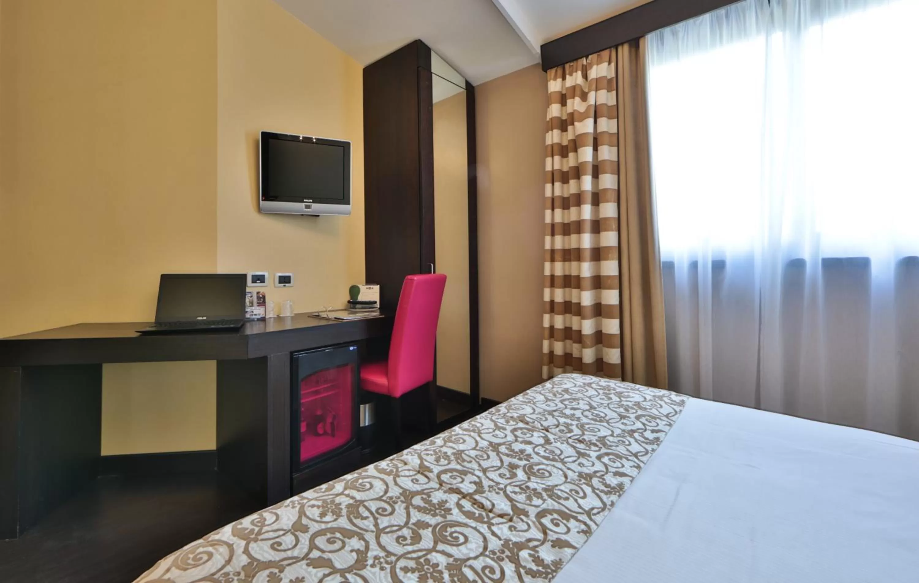 Bedroom, Bed in Best Western Cinemusic Hotel