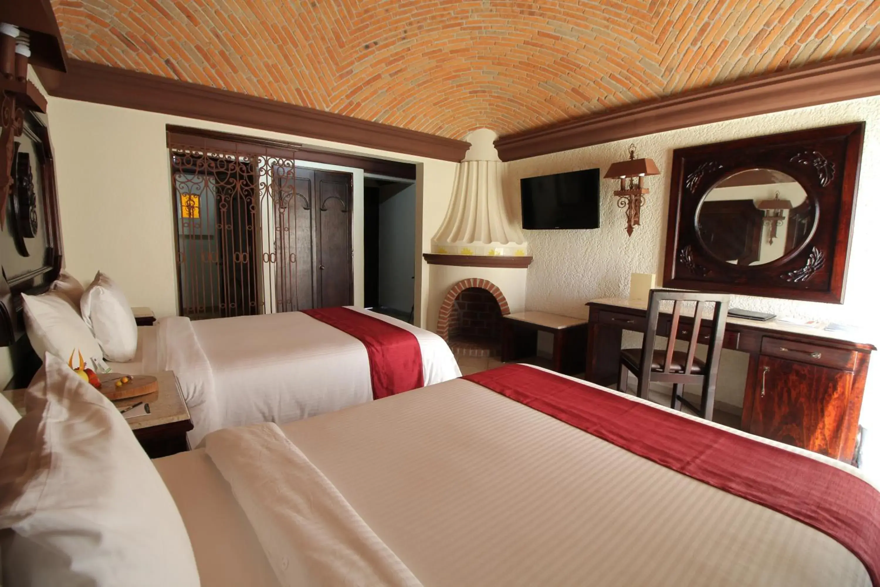 Photo of the whole room, Bed in Imperio De Angeles