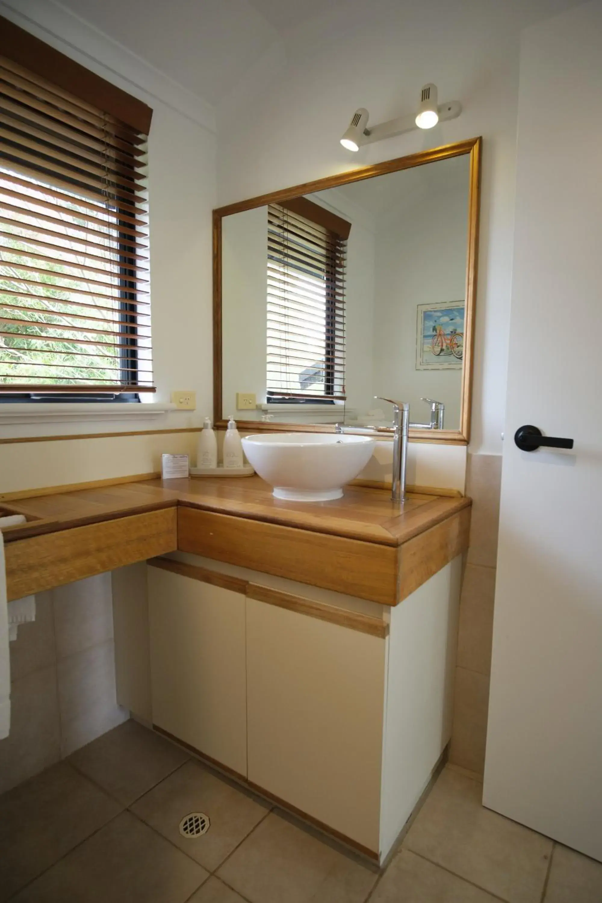 Bathroom in Chimes Spa Retreat